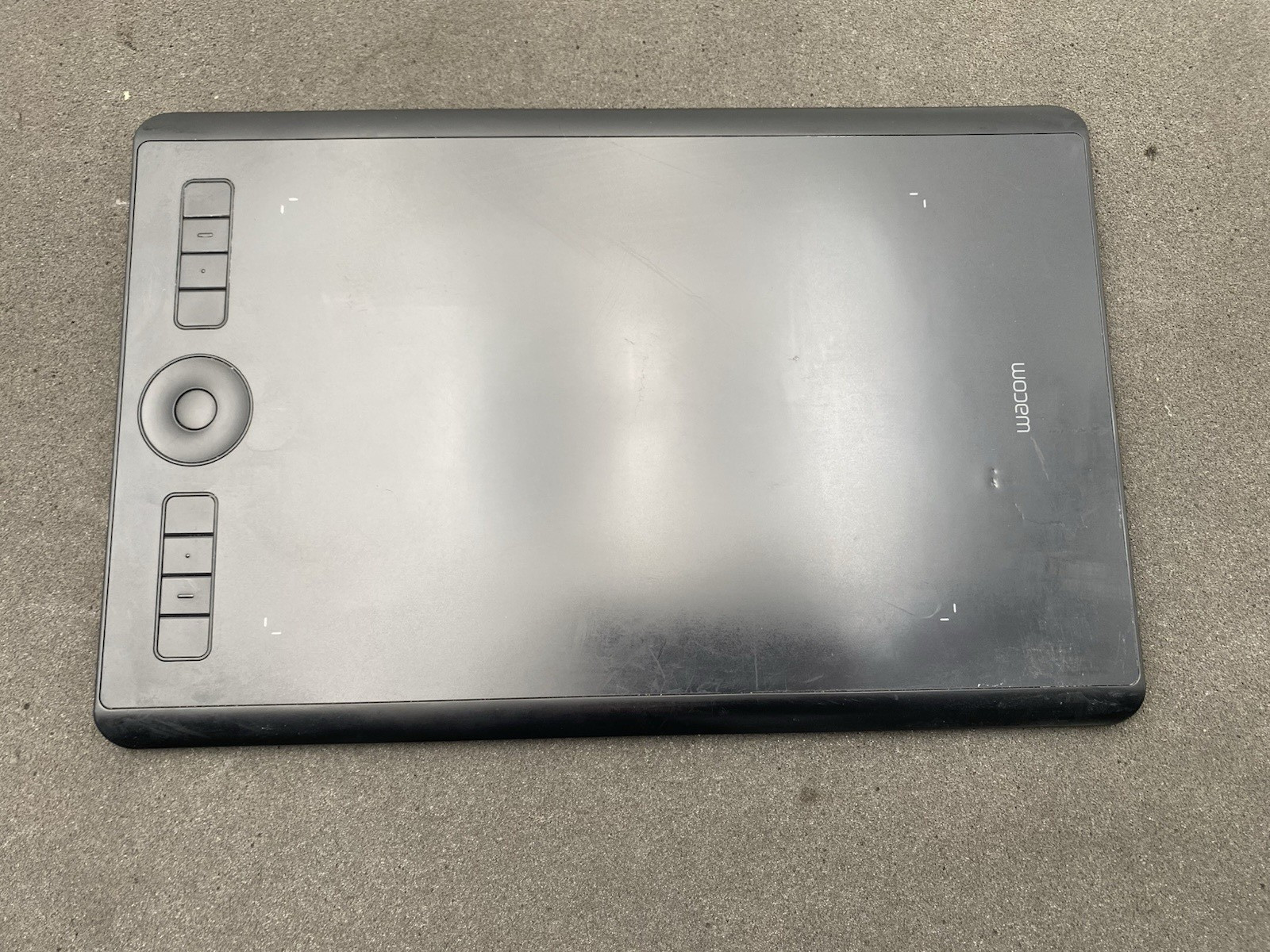 Wacom Intuos Pro Medium Drawing Tablet PTH-660 Tablet Only