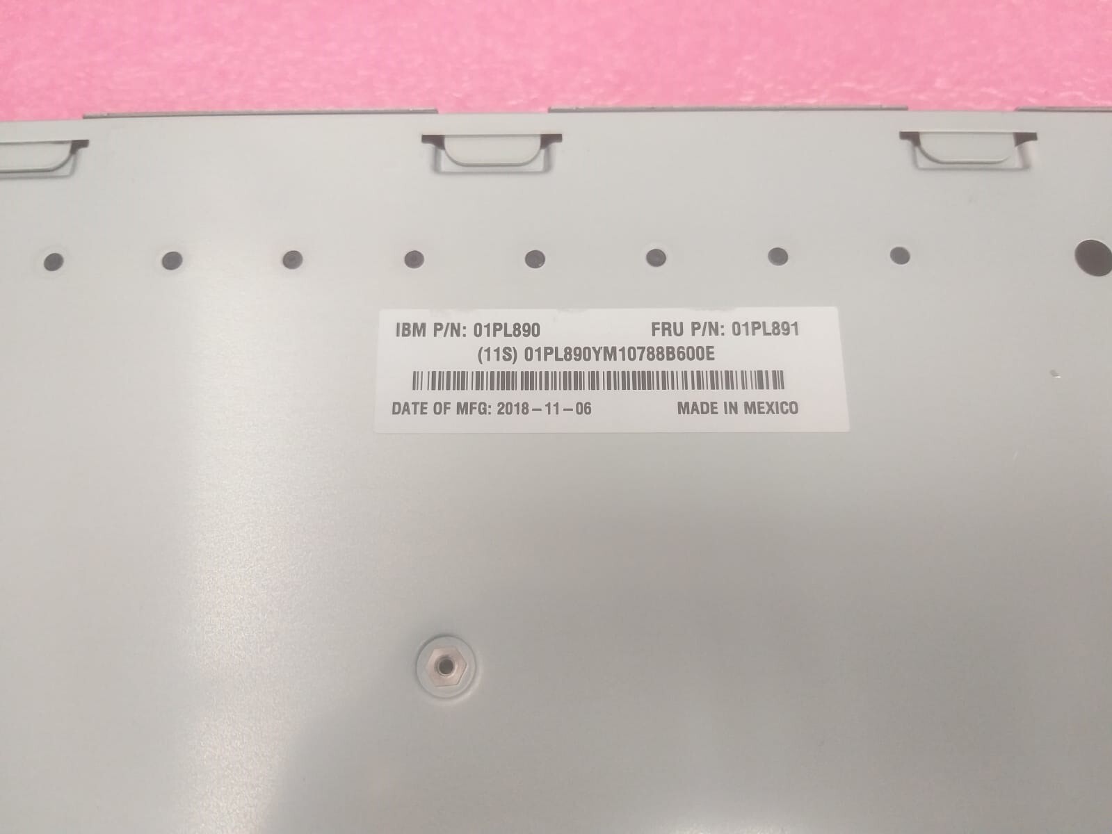 01PL890 / 01PL891 Enclosure Adapter Including 00E0836 ( 45W9033 )