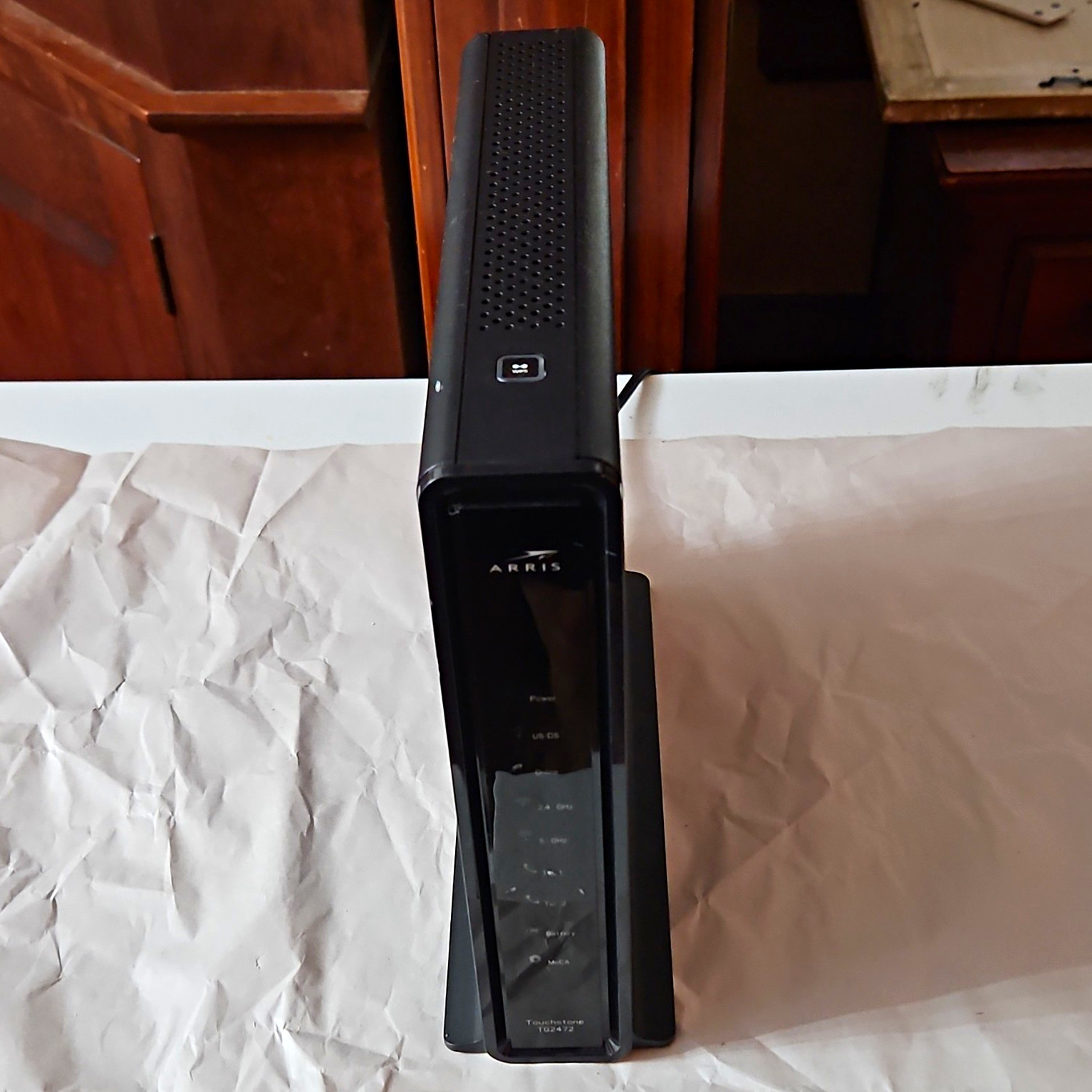 ARRIS Touchstone TG2472G DOCSIS 3.0 Cable Modem Router Untested 4-Port WiFi