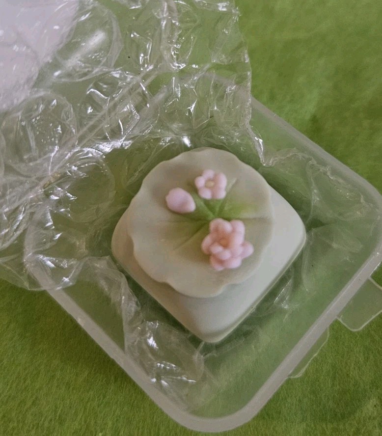 Artisan Lilypad Keycap