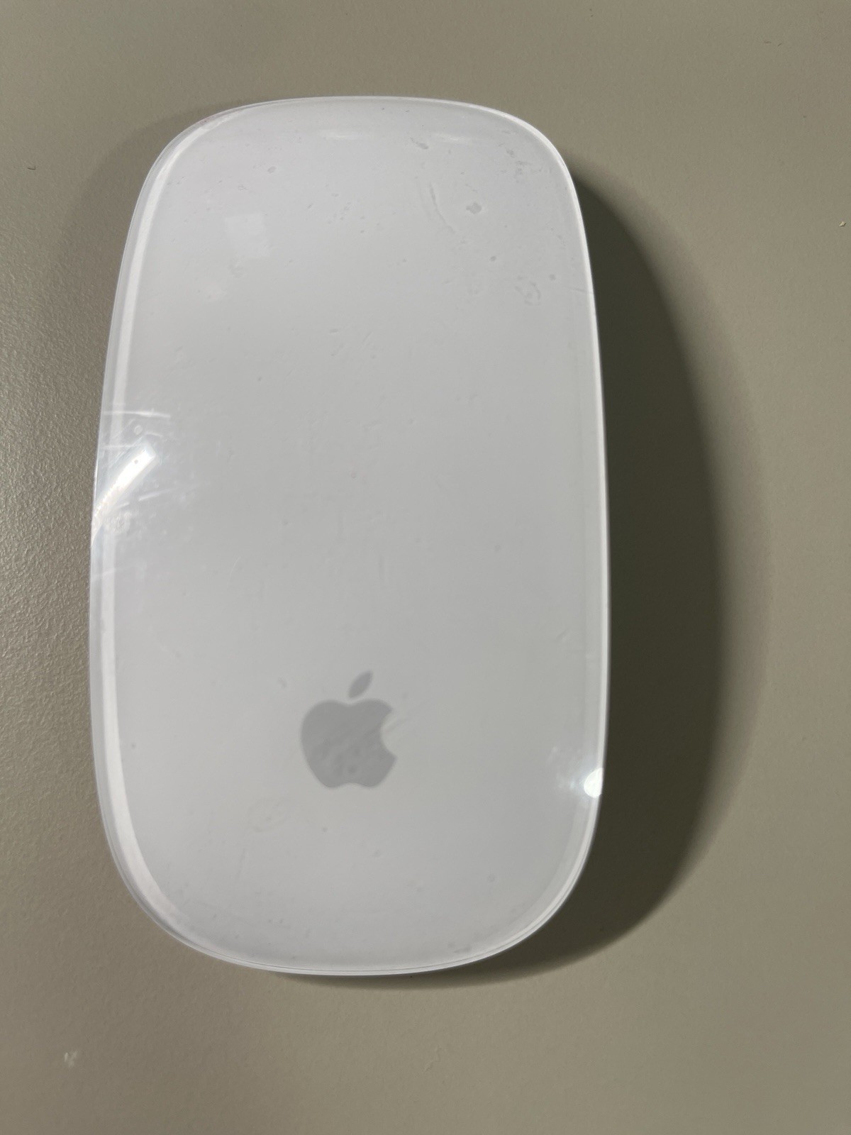 Apple Official Magic Mouse 2 (Bluetooth Rechargeable A1657) wirelessl