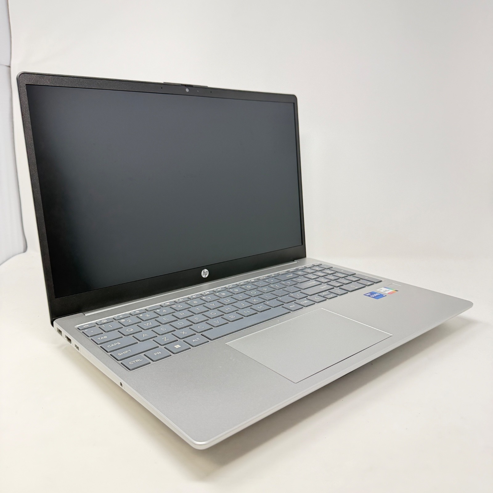 HP 15-FD0099NR  15.6" Laptop 13th Xe Graphics 16GB RAM 512GB SSD Intel  i7-1355U