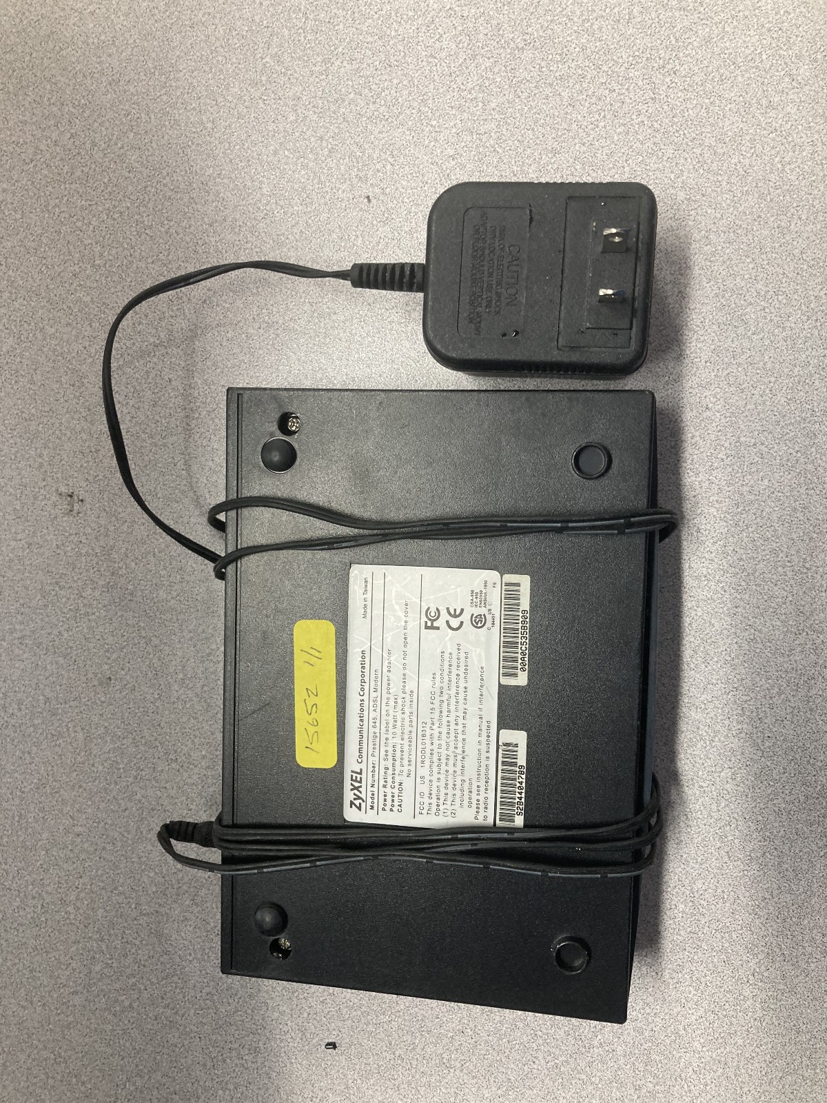 Zyxel Prestige 645 ADSL2+ Modem w/power supply