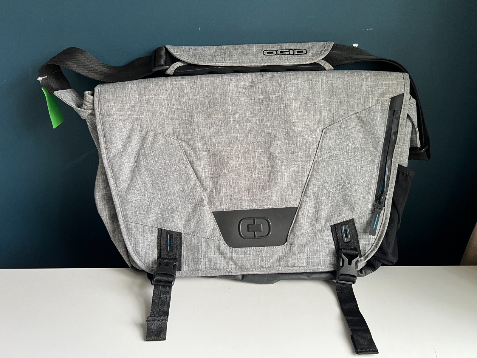 OGIO Pagoda 15 Work Messenger Shoulder Bag in Static Grey Color