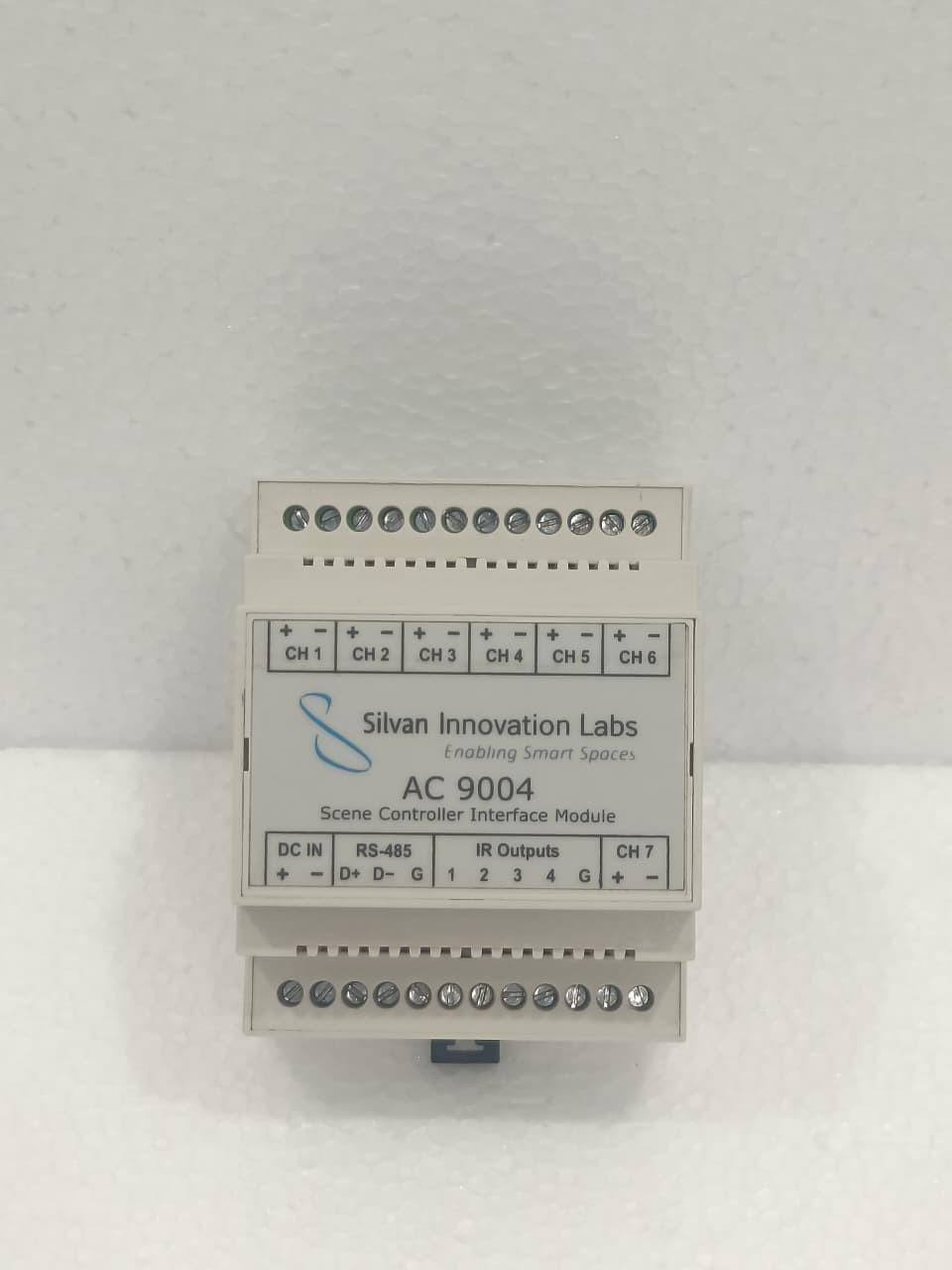Silvan Innovation Labs AC 9004 Scene Controller Interface Module ing