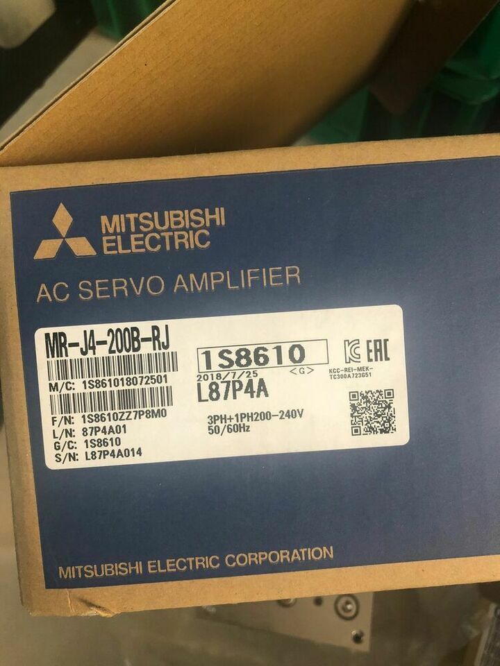 1PC New Mitsubishi MR-J4-200B-RJ Servo Drive fedex or DHL