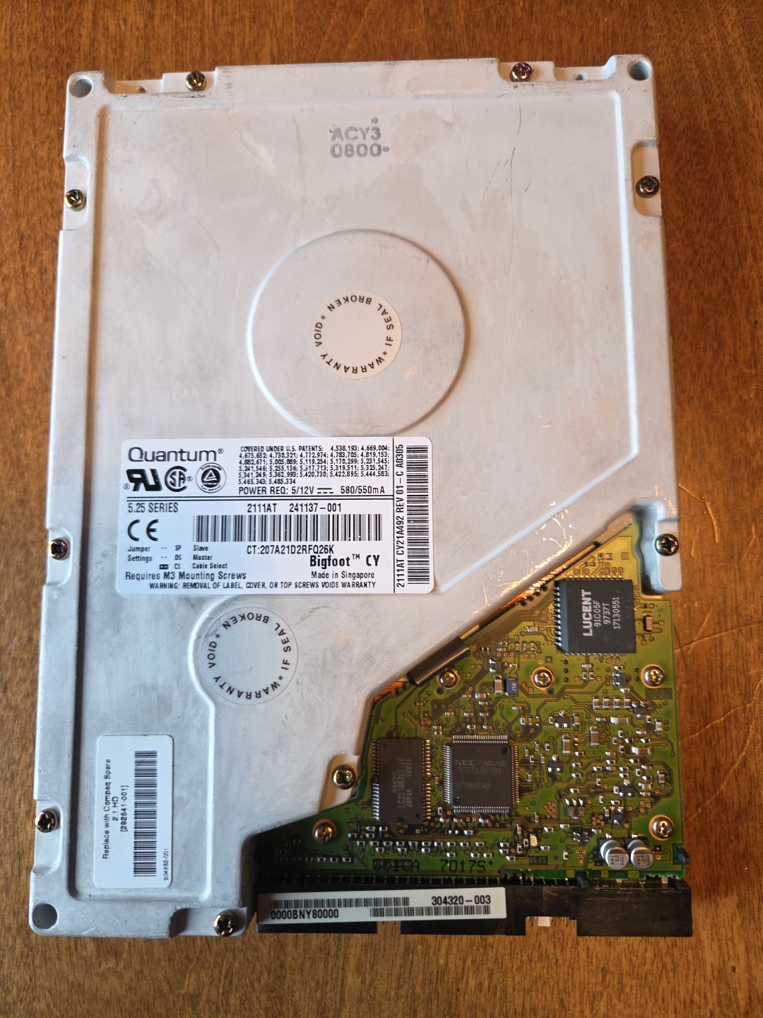 Quantum Bigfoot CY 2.1 GB 5.25" HDD 3600 RPM 128 KB Hard Drive CY21A011
