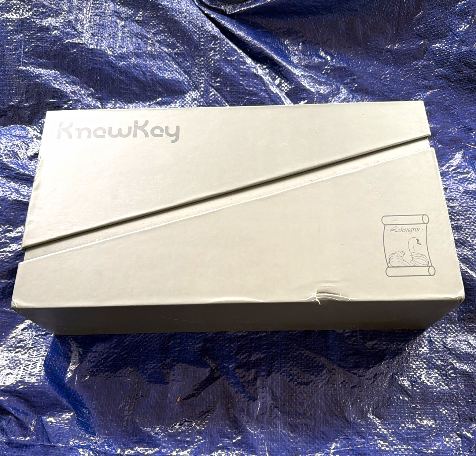 KNEWKEY RYMEK Typewriter Style Mechanical Wired & Wireless Keyboard