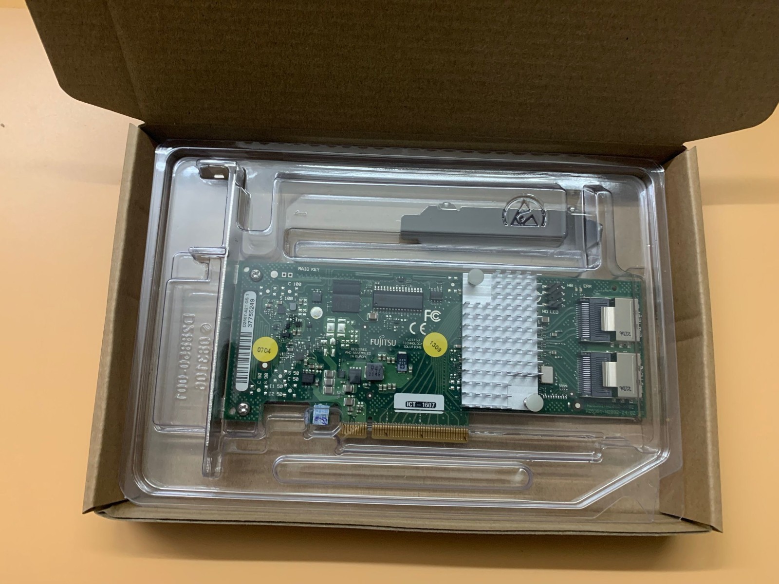 Fujitsu 9211-8i D2607 LSISAS2008 SAS/SATA RAID SAS controller =M1015 9211-8I