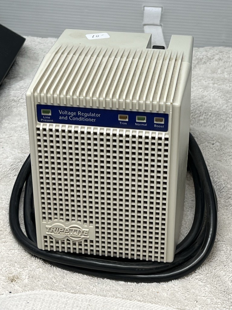 Tripp Lite LS604 Voltage Regulator