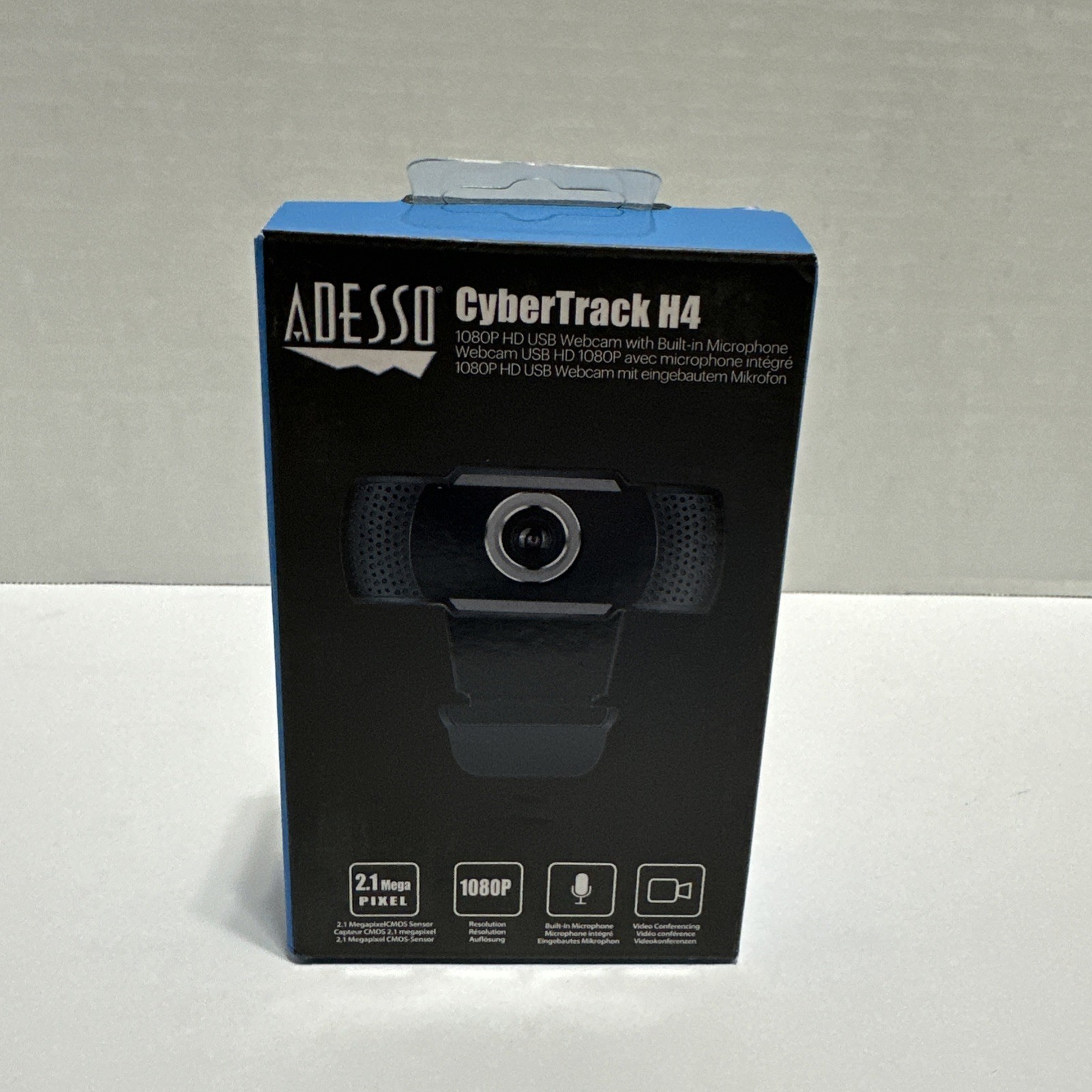 Adesso Cybertrack H4 1080P HD 2.1MP USB Webcam With Built-in Mic.