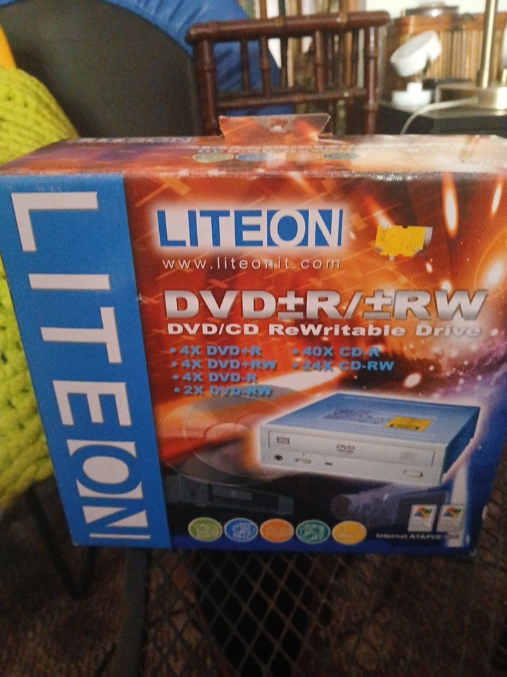 Lite On Dvd+R/+RW Dvd/cd Rewtable Drive