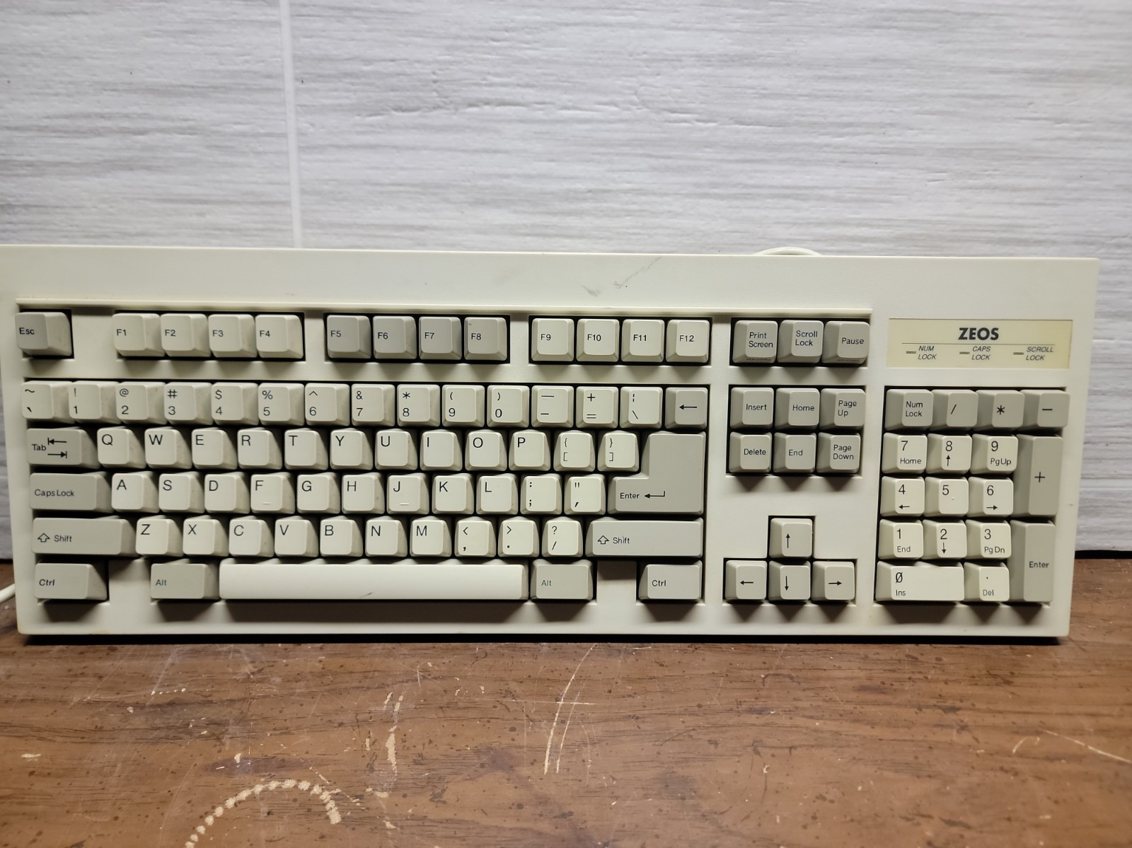 ZEOS NTC KB-6251EA Vintage 101-Key Keyboard 5-Pin DIN Tested Working