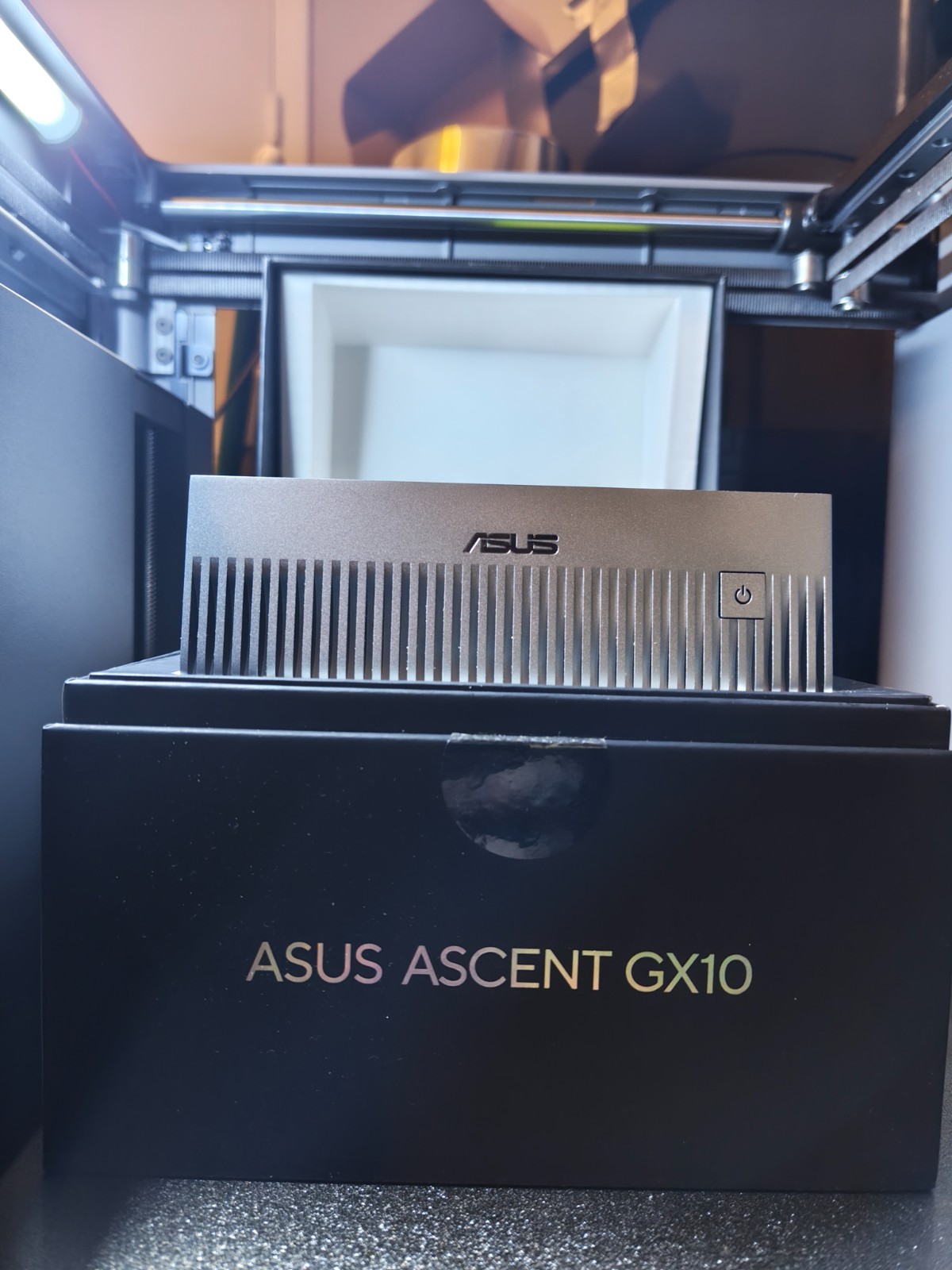 ASUS Ascent GX10 AI Desktop Supercomputer NVIDIA Grace Blackwell GB10 128GB 1TB