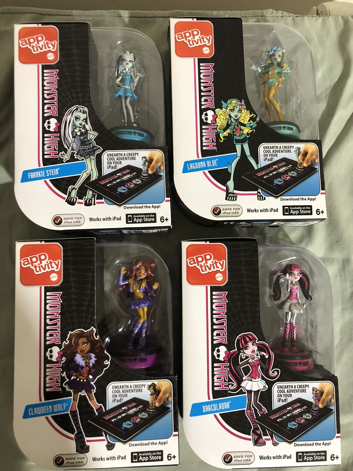 4 MONSTER HIGH APPTIVITY APP FOR IPAD FRANKIE CLAWDEEN LAGOONA DRACULARA + DVD