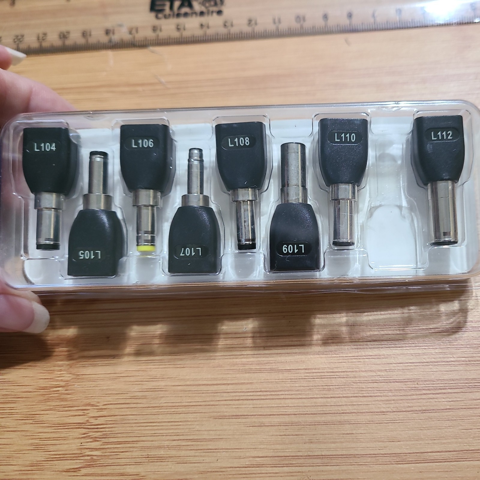 Targus 8-Pcs Various Plug Tips for Universal AC Power Adapter Charger for Laptop