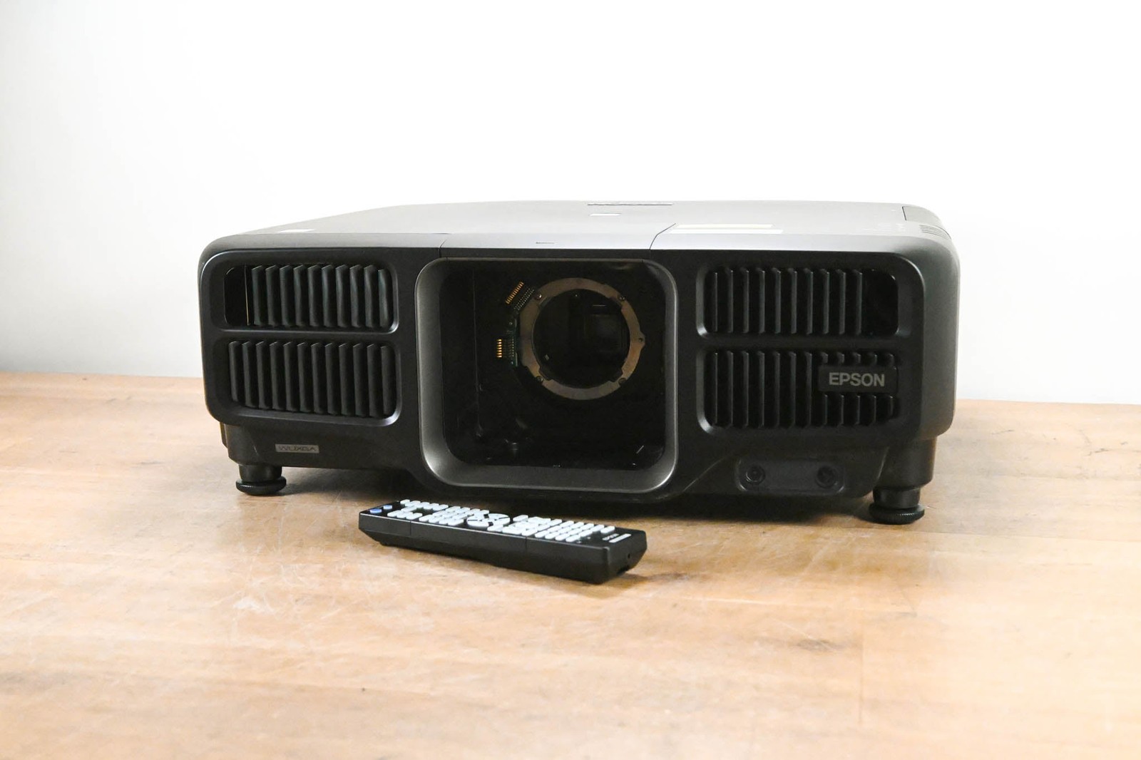Epson Pro L1405U 8,000-Lumen Laser WUXGA 3LCD Projector CG014XV