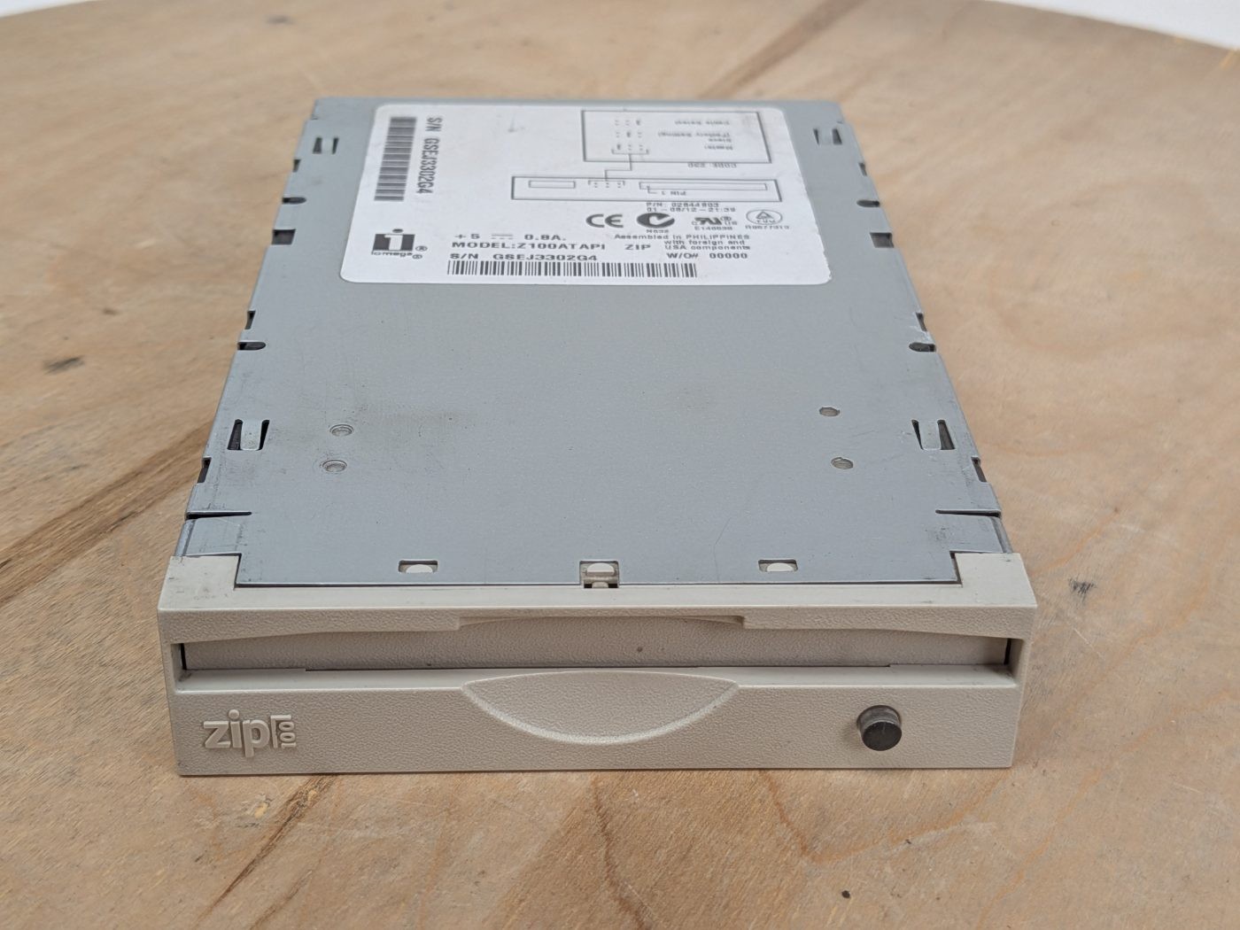 Iomega Zip 100 Z100ATAPI Internal IDE ATAPI Disk Drive (Drive Only) Vintage