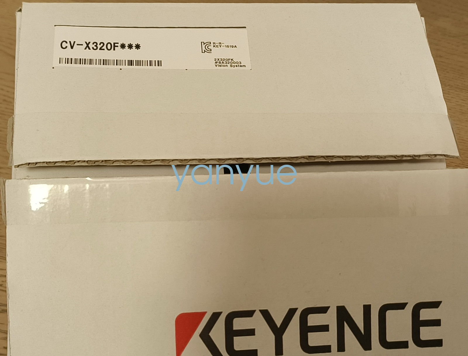 1PC Keyence CV-X320F New Vision Controller FedEx or DHL