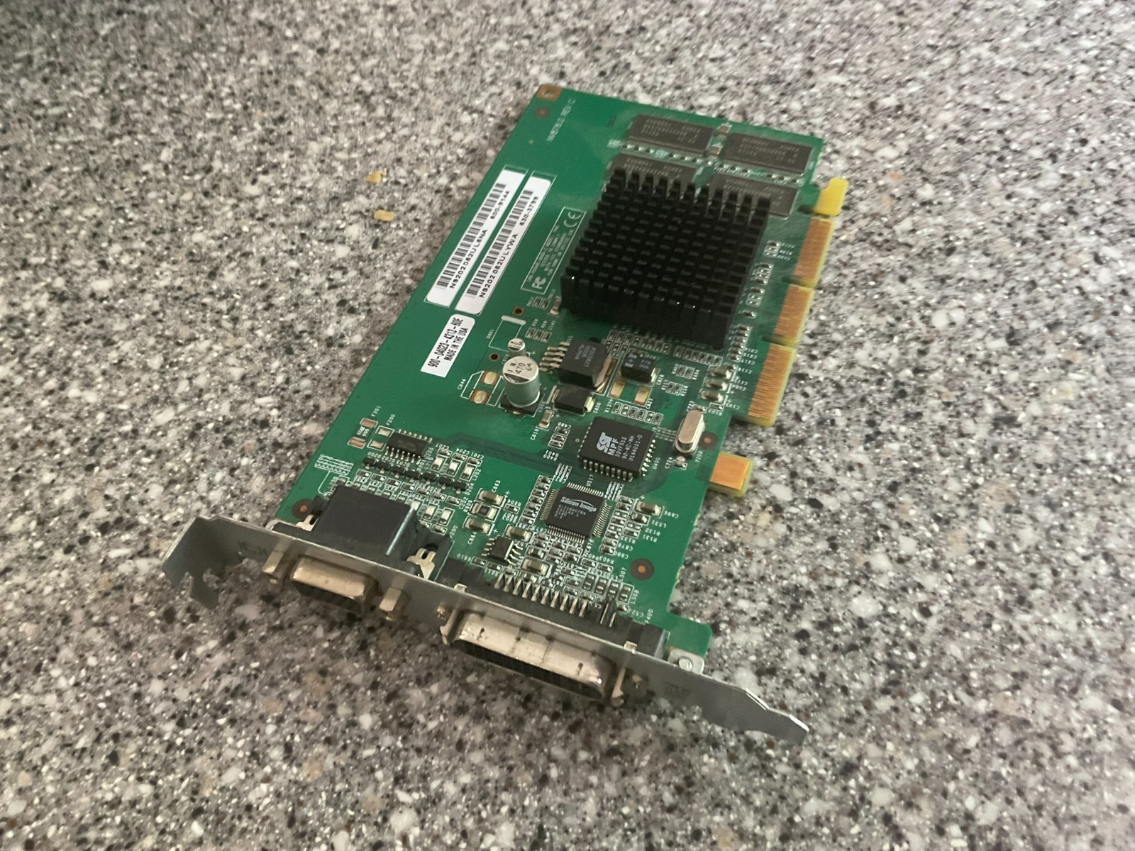Apple Macintosh 600-9144 NVIDIA GeForce 2 MX 32mb AGP Video Card