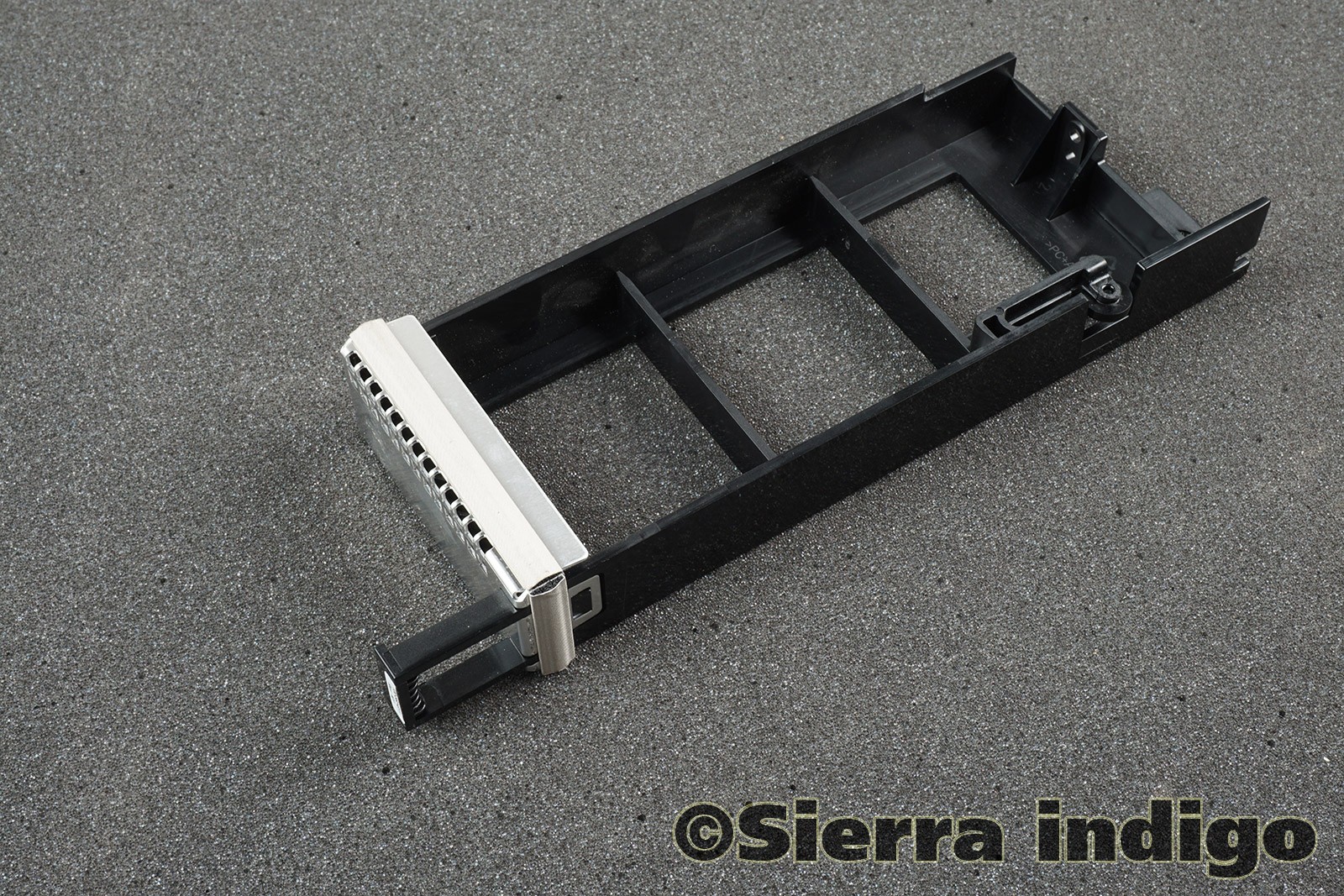 Dell EMC 100-563-611 Blank Filler Module VNX5200 VNX5300