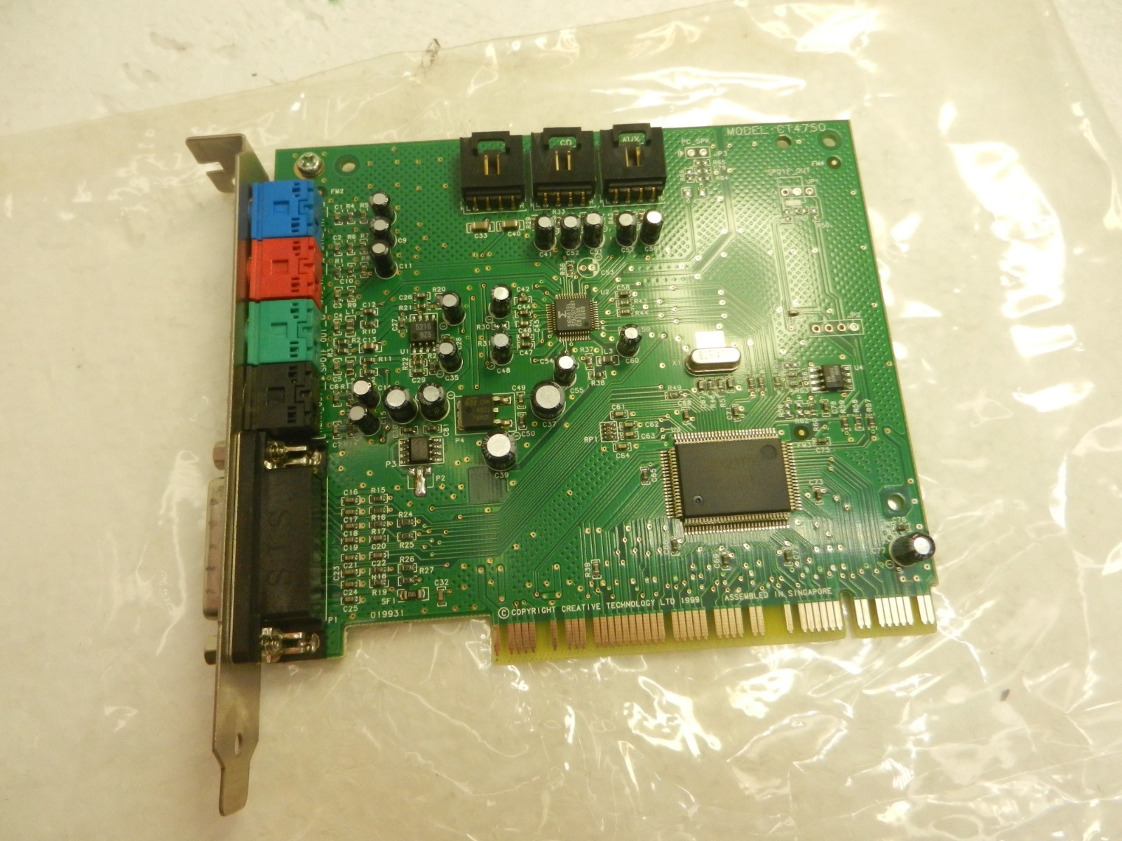Creative Labs CT4750 Sound Blaster 128 PCI Interface 4-Channel 16-Bit Sound Card