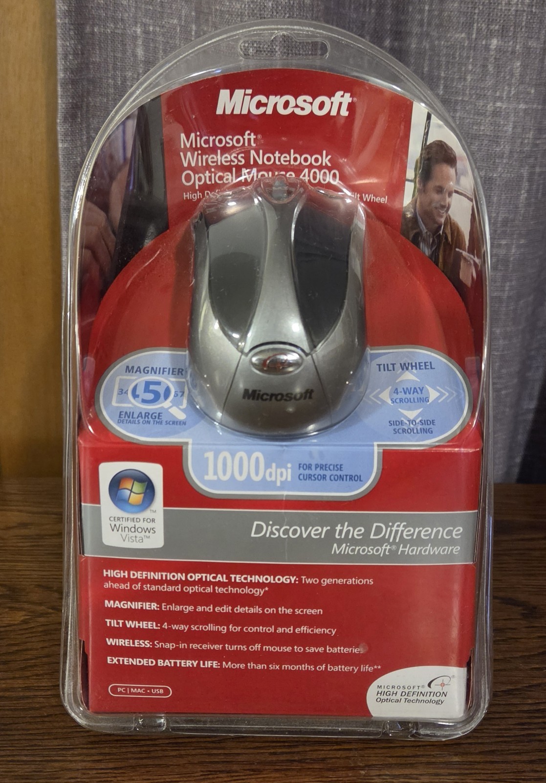 New Microsoft Wireless Notebook Optical Mouse 4000 Model 1050,1051  PC/MAC HD