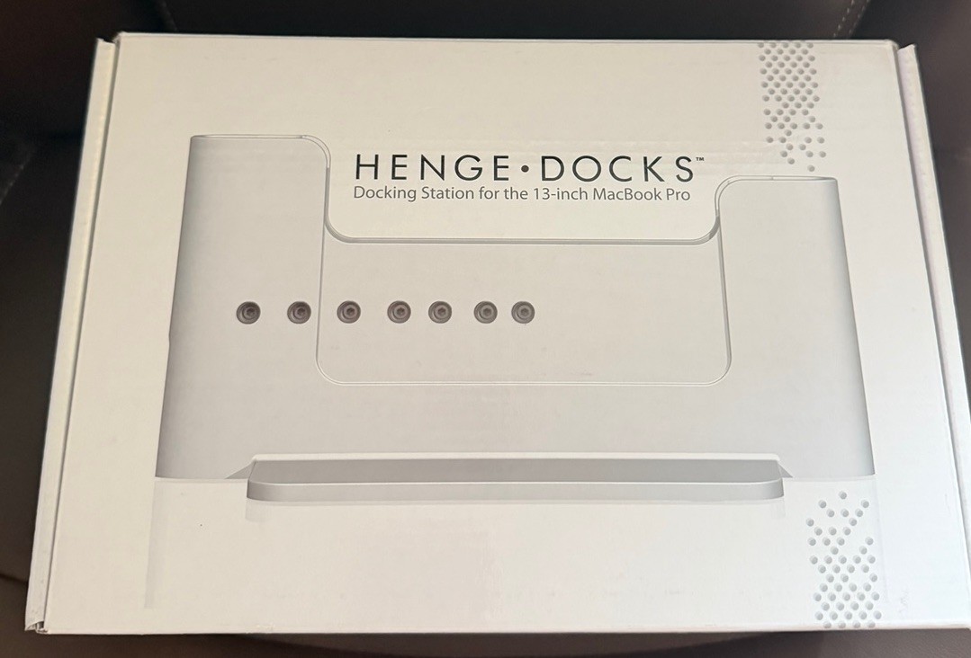 MacBook Pro Henge Docking Station  HD01VB13MBP Docks Vertical for 13-in  MBP
