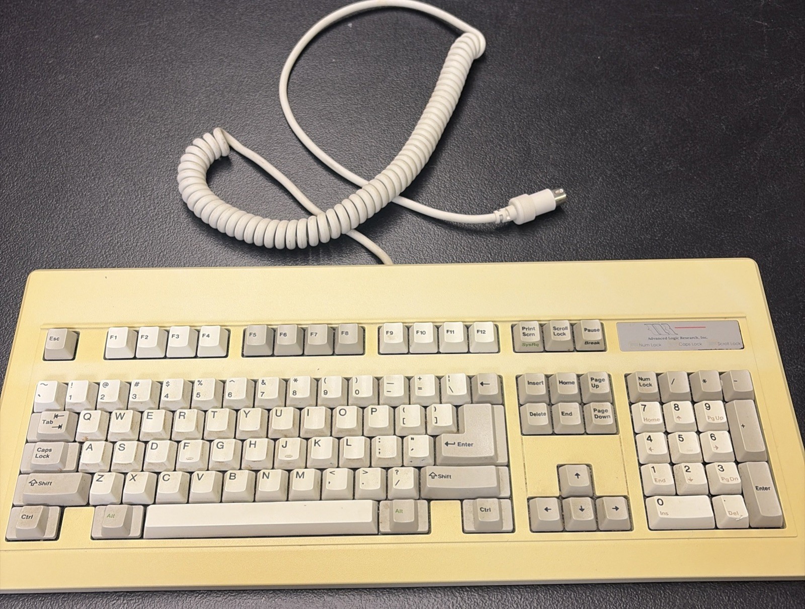 Rare Vintage Advanced Logic Research ALR RT101+ Keyboard / FCC: AQ6RT-72511