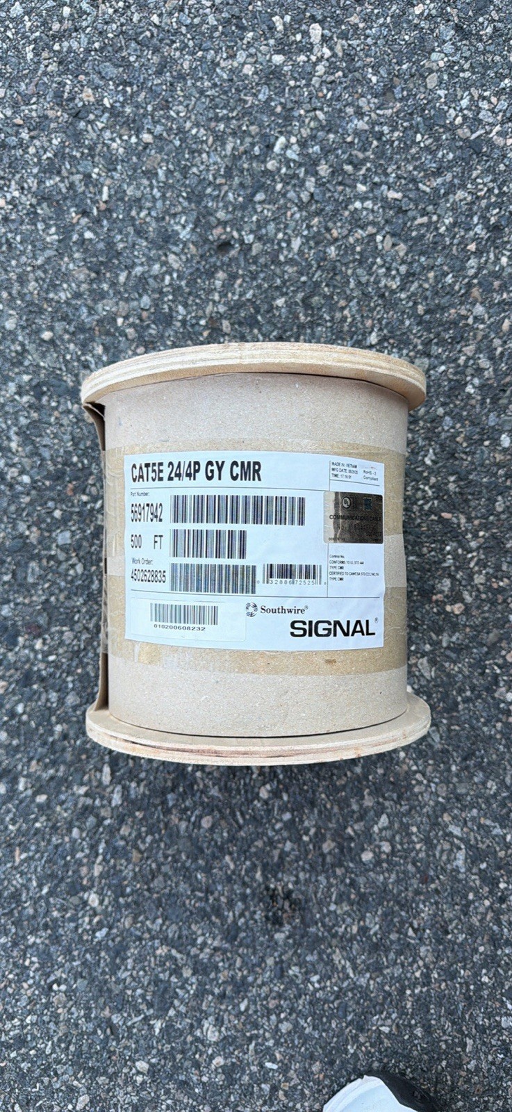 Southwire 500 ft. Gray 24/4 Solid CU CAT5e CMR (Riser) Data Cable