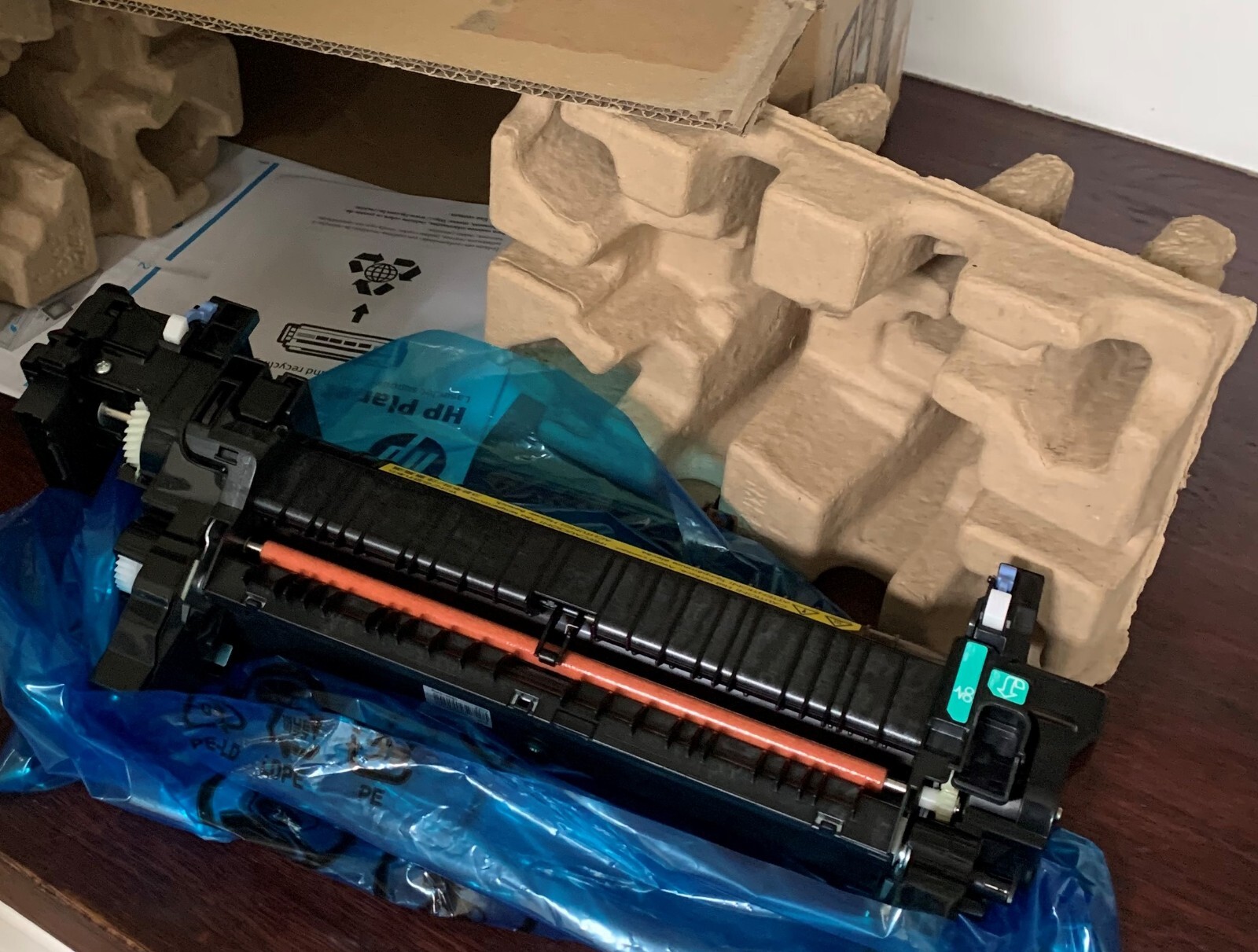 genuine original new HP Color LaserJet B5L36A 220V Fuser Kit Printer fuser kit