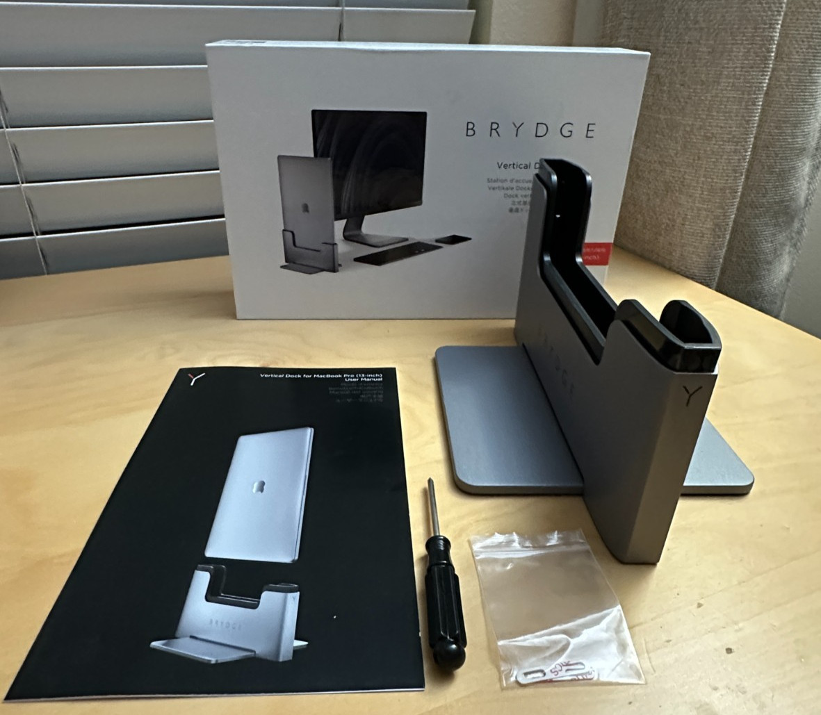 Brydge MacBook Vertical Dock for 13" MacBook Pro - BRY13MBP