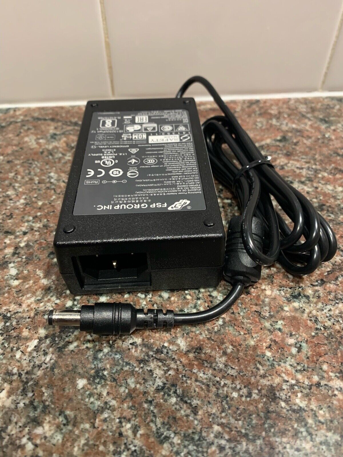 FSP Group FSP060-DIBAN2 60w AC/DC Power Supply Charger Adapter 12v DC 5A