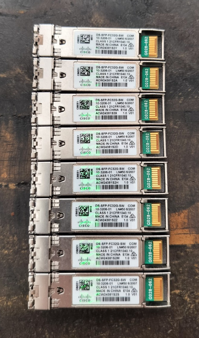 Genuine Cisco DS-SFP-FC32G-SW 32Gbps SFP+ Transceiver Module 10-3206-01 Hologram