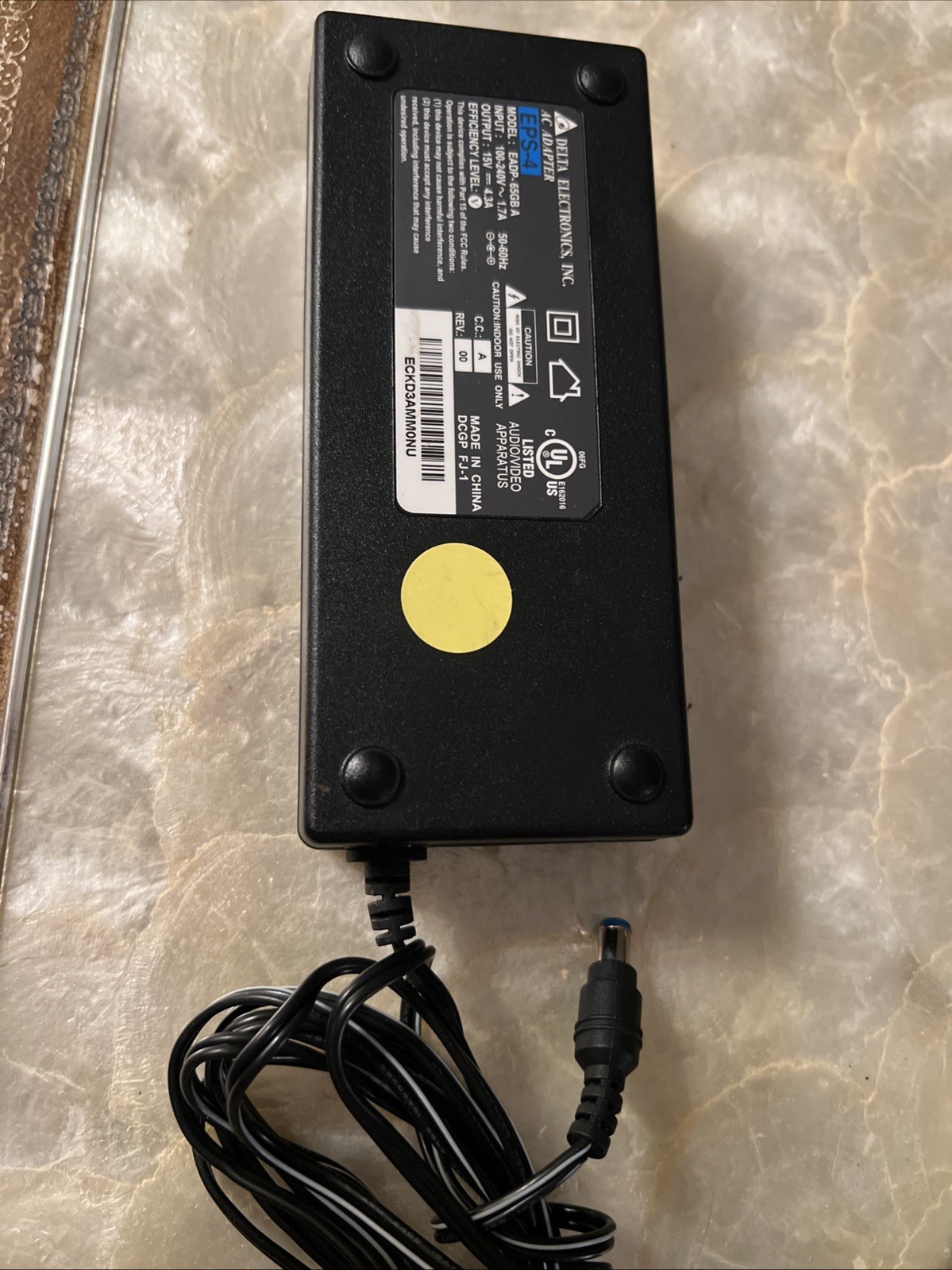 Delta AC Adapter Model EADP 65GB