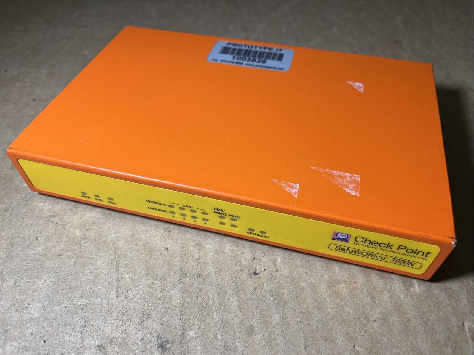 Check Point Firewall SBXN-100-1 Wireless Gateway Router 1000N 42224F2