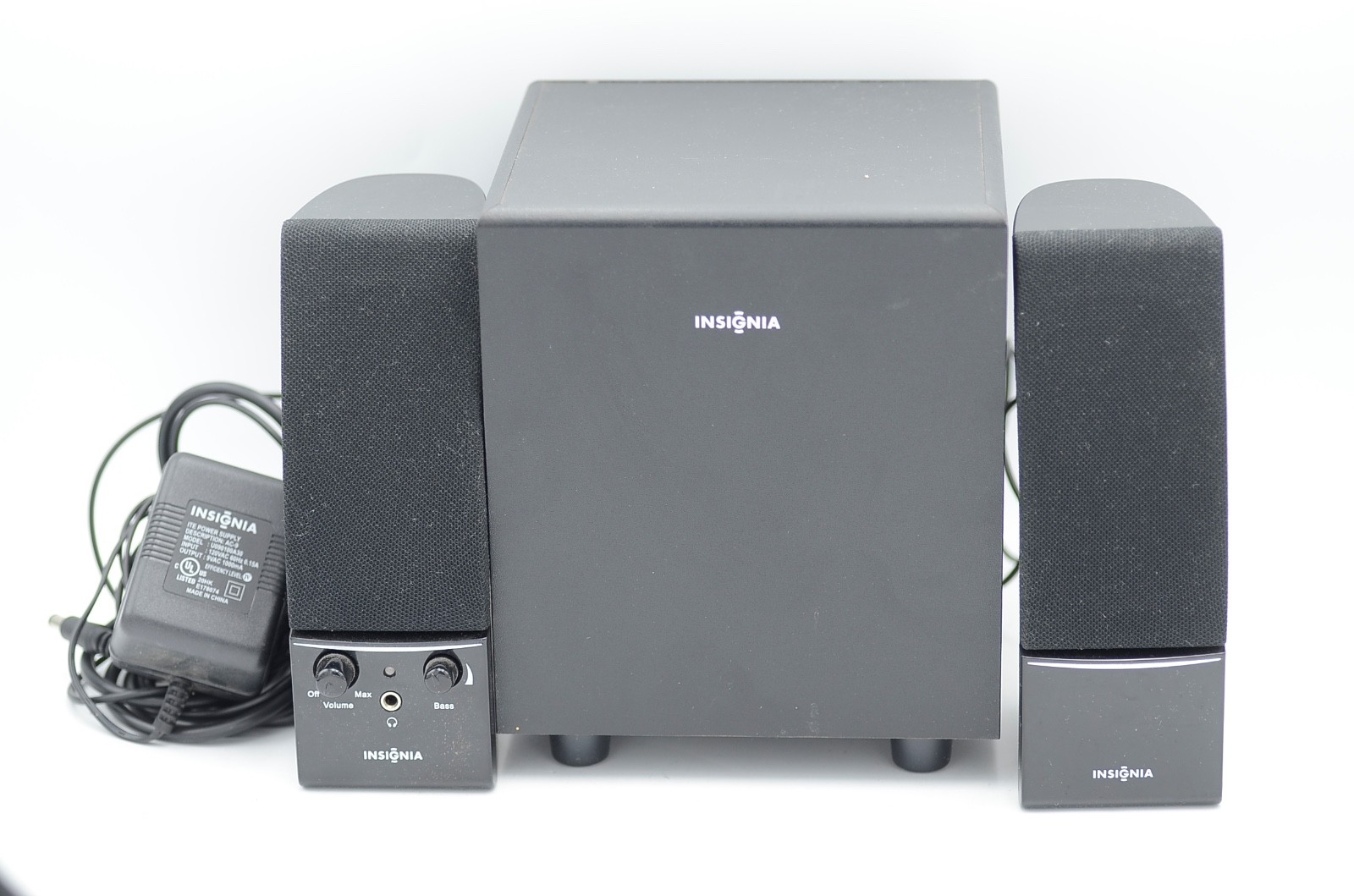 VTG Insignia NS-PCS21 Black Computer Speakers With Subwoofer- Works