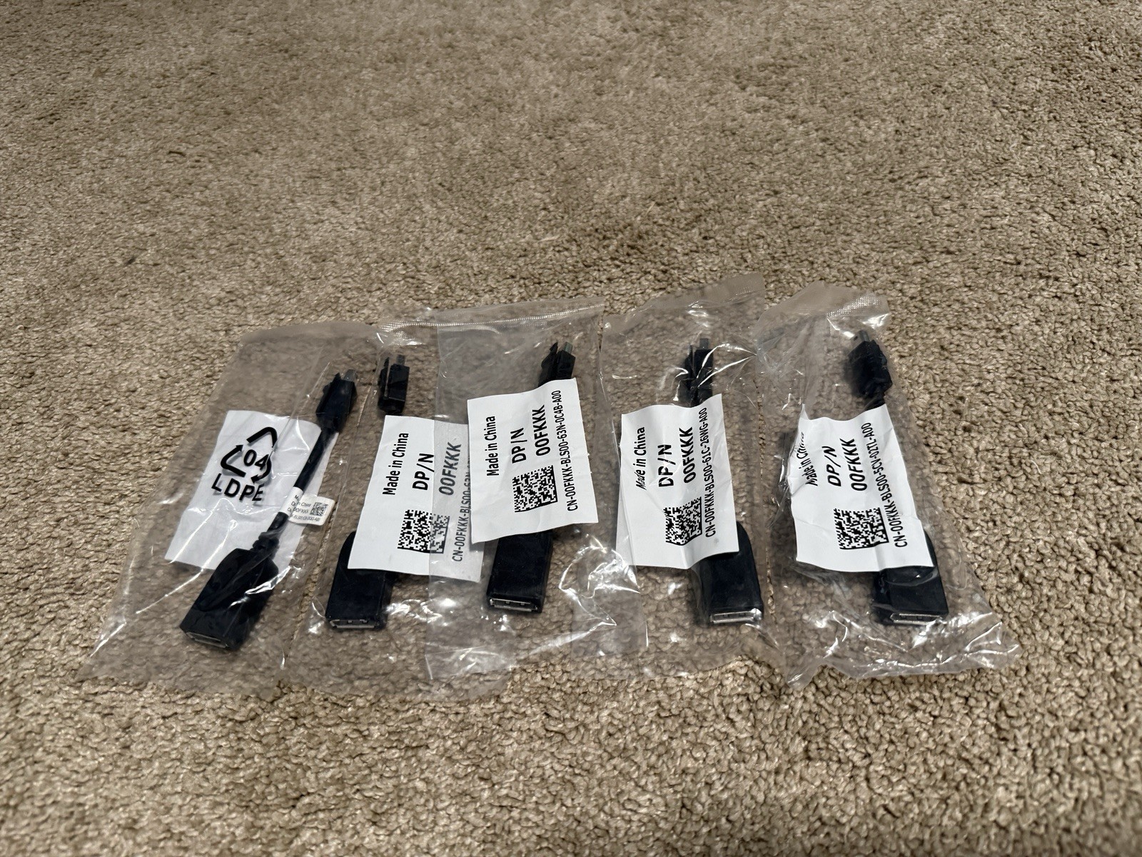 Dell CN-00FKKK Mini DisplayPort To DisplayPort Dongle - Black (Pack of 5)