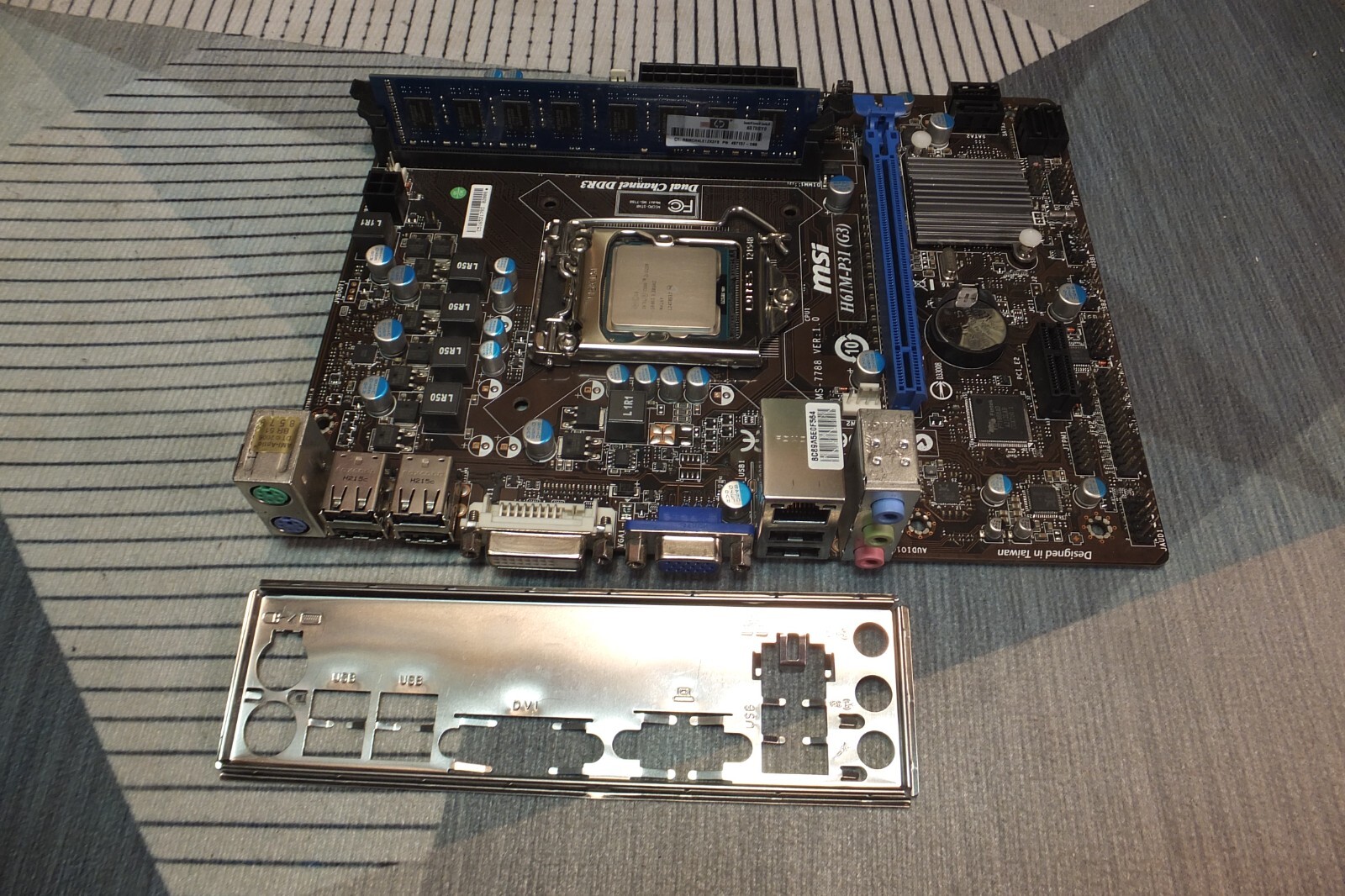 MSI H61M-P31(G3), MS-7788 VER:1.0  LGA1155 Intel Motherboard +CORE i3 +2Gb +I/O