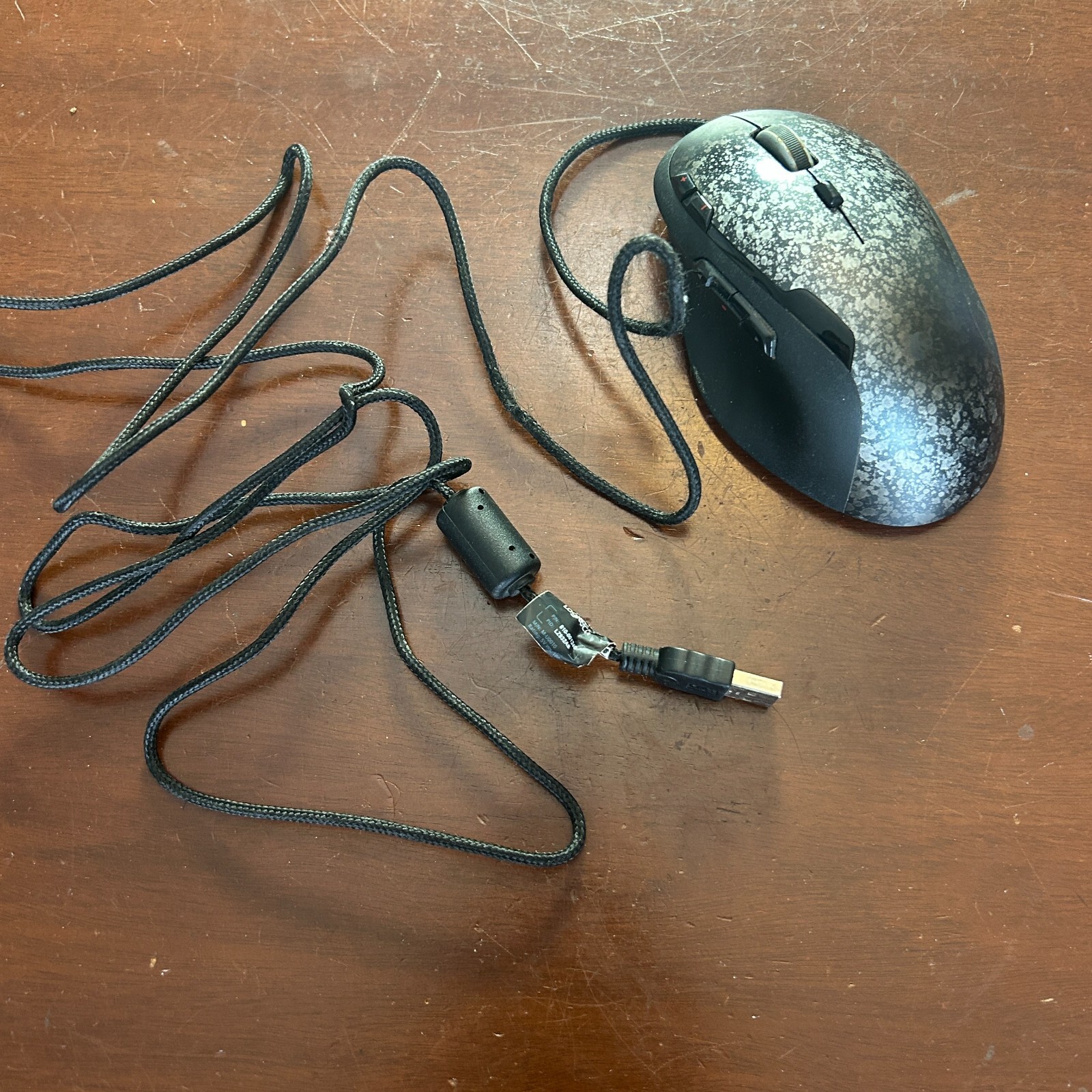 Logitech G500 Programmable Gaming Mouse M-U0010 810-001240 5 Weights