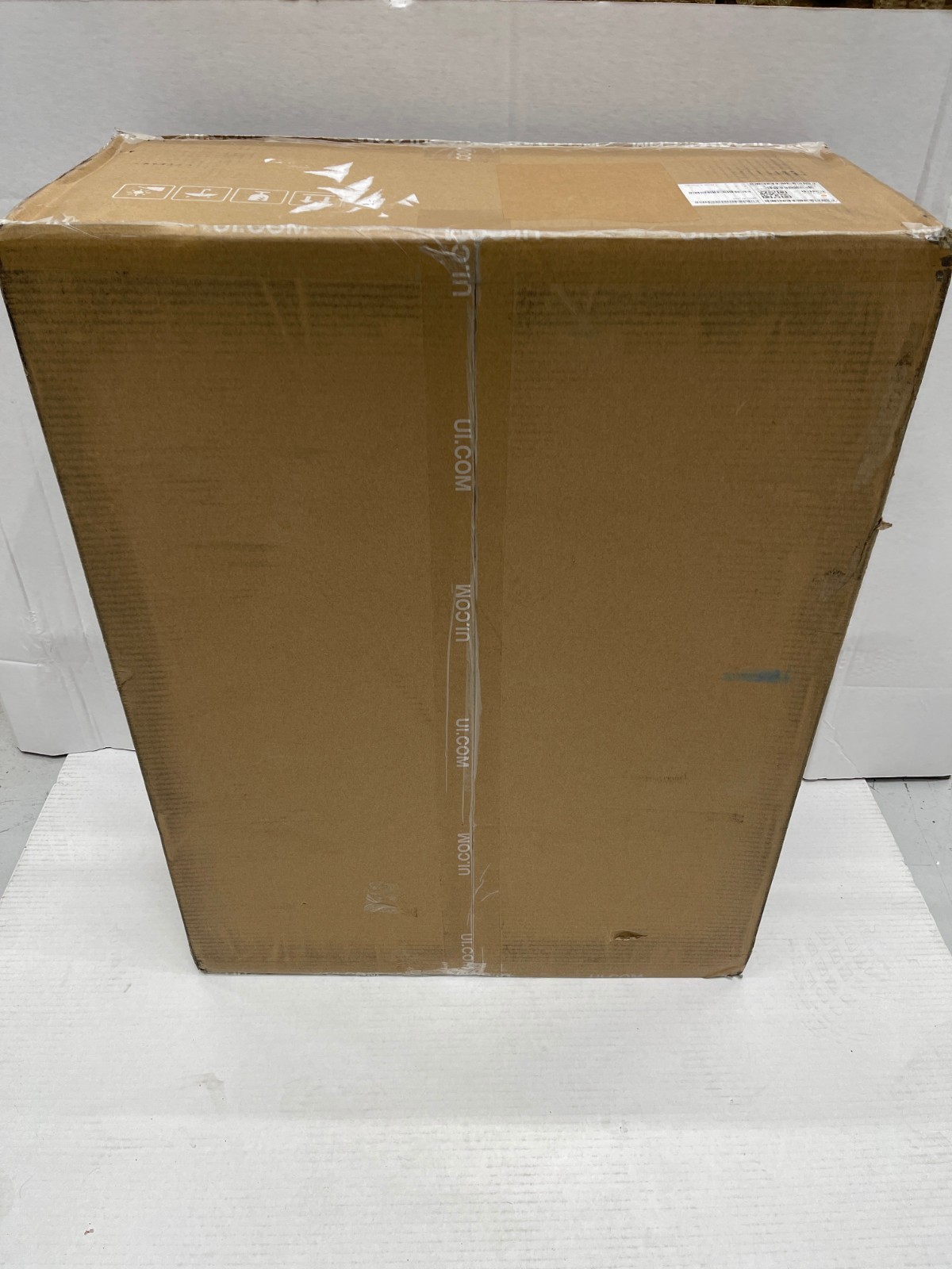 Ubiquiti UniFi UNAS Pro 8 Rackmount NAS with 8 HDD Bays (UNAS-Pro-8)