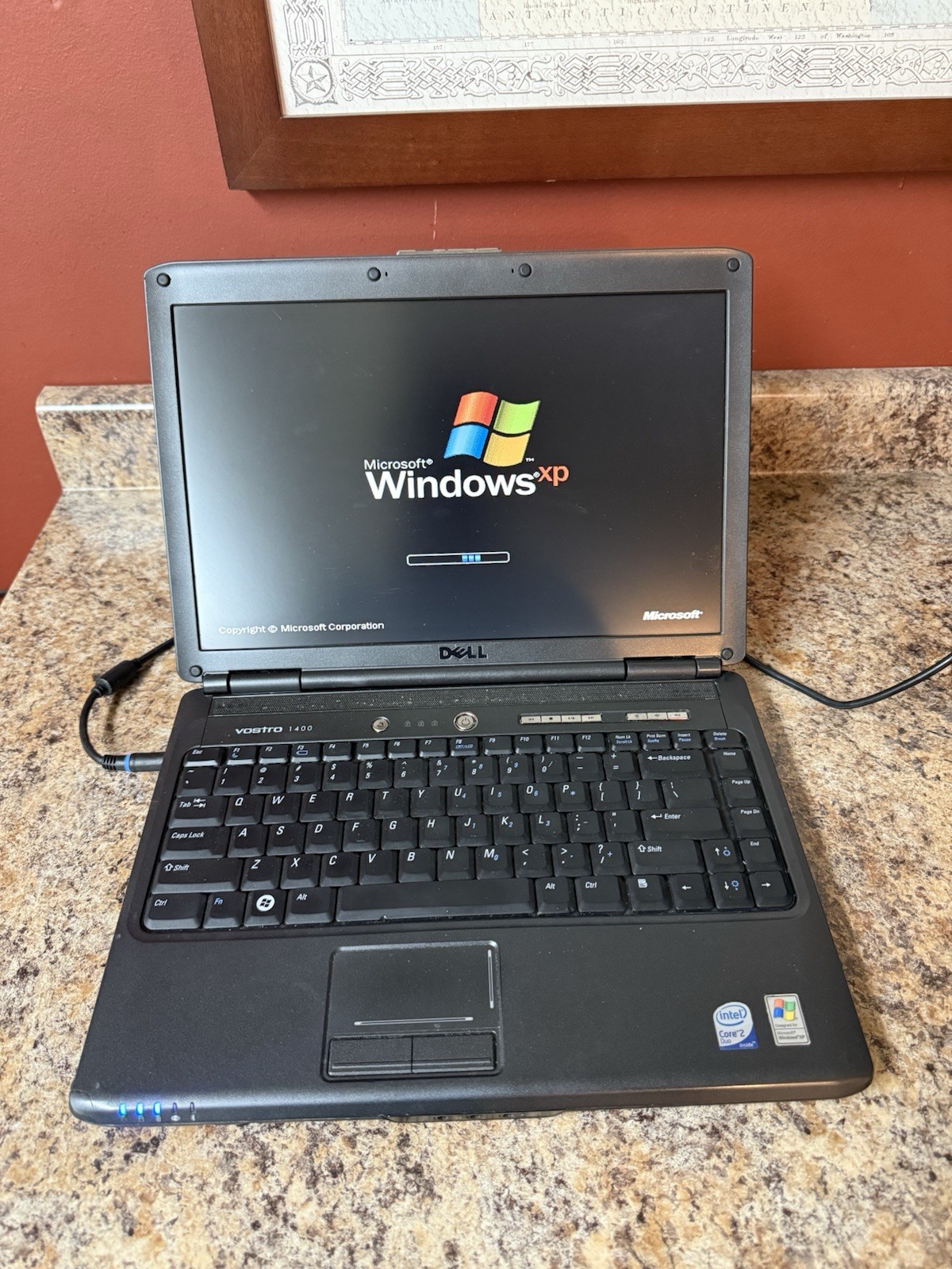 Dell Vostro 1400 14.1” Laptop Windows XP Vintage PC w/ Charger Tested