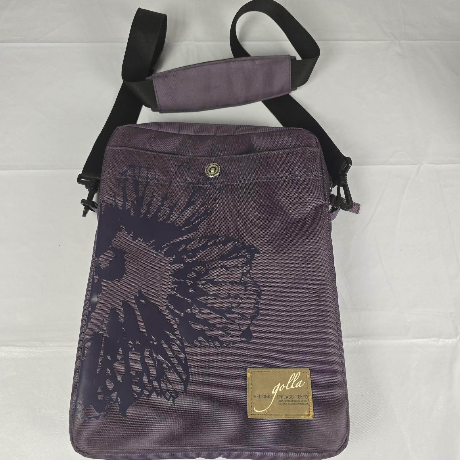 Golla Purple Laptop IPAD Tablet Bag With adjustable Strap 