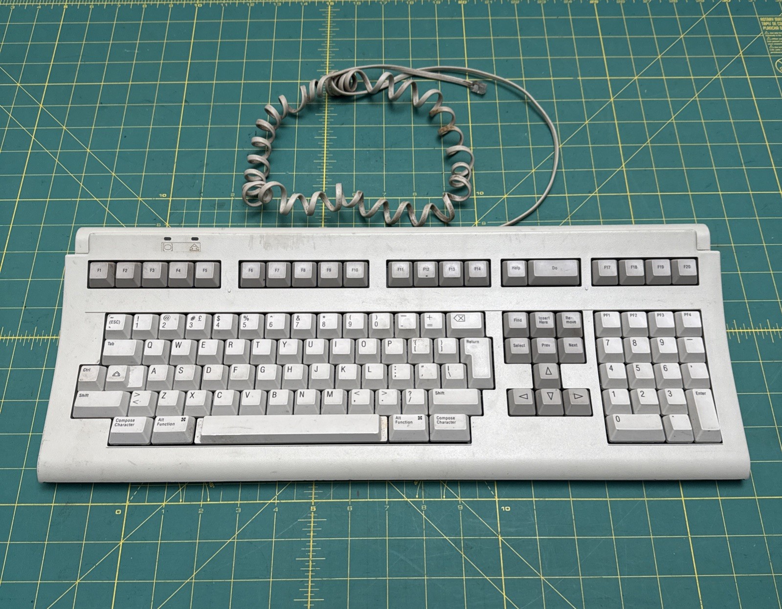 Vintage DEC Digital Model LK401-AA Terminal Keyboard 