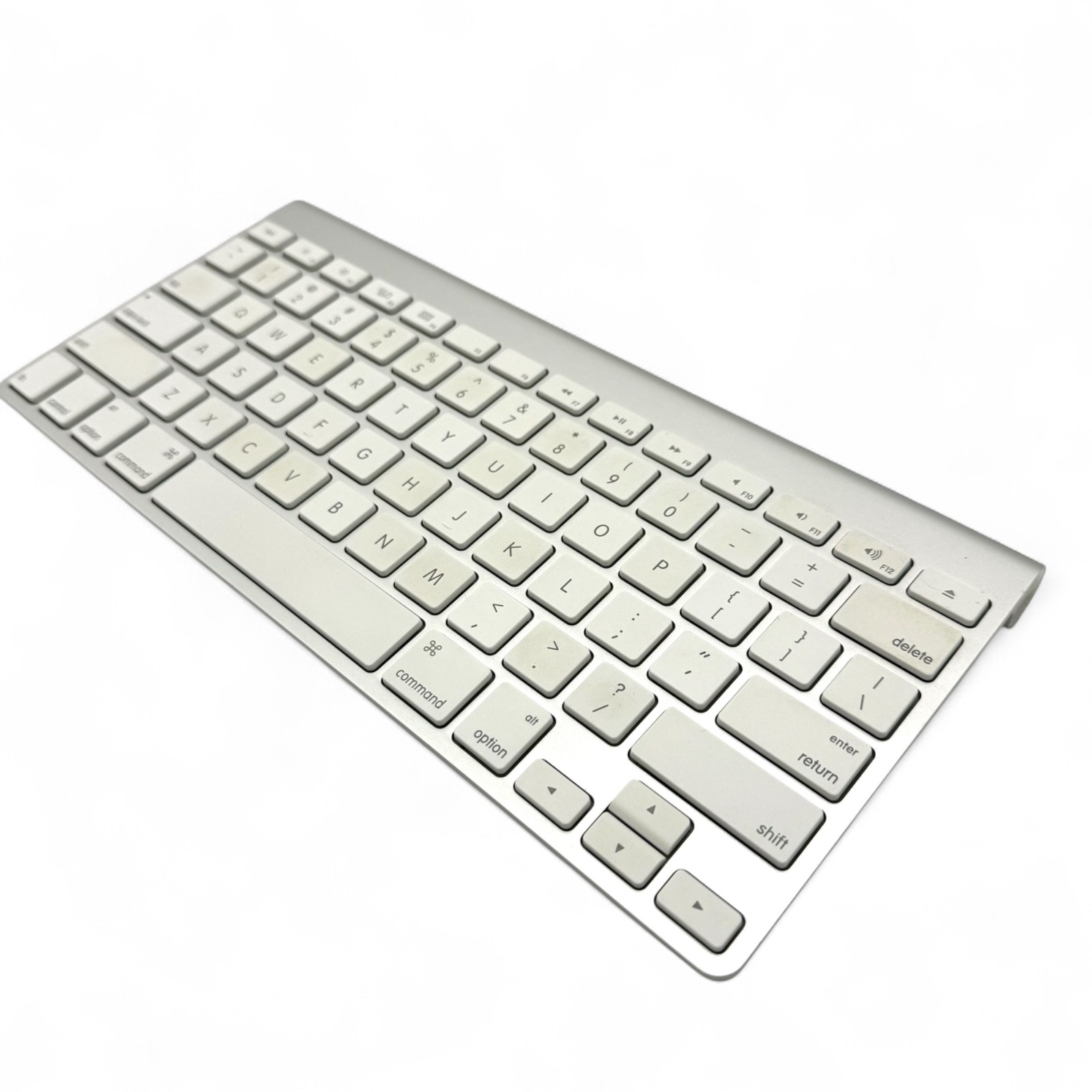 Apple A1314 Wireless Bluetooth Keyboard MC184LL/A Aluminum Silver Mac iMac iPad