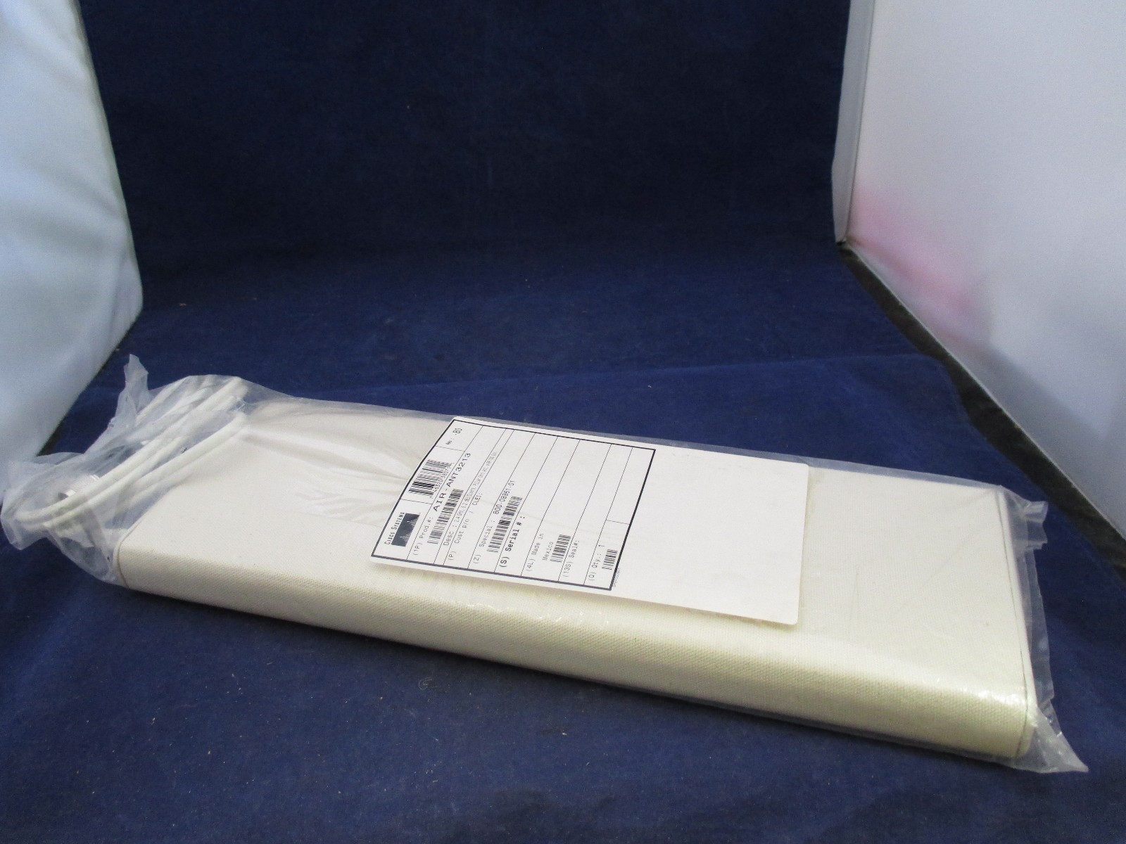 Cisco AIR-ANT3213 2.4GHz 5.2 dBi Omnidirectional Antenna