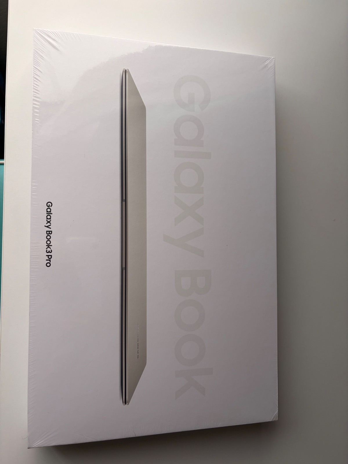 Samsung Galaxy Book3 Pro 14 Graphite QHD+ 2.2 GHz i7-1360P 16GB 512GB SSD Good