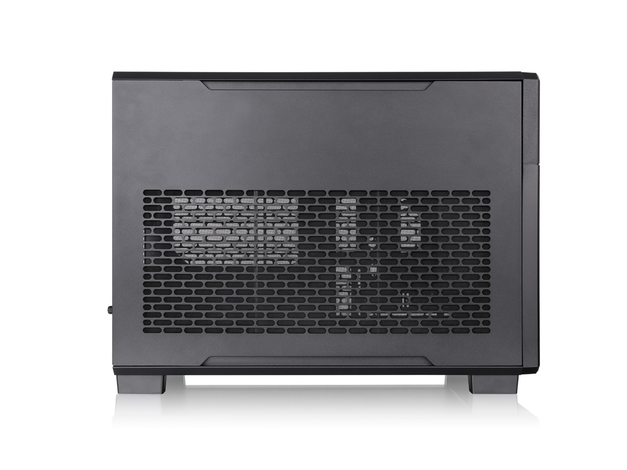 TR200; Preinstalled 6.0 Inch LCD Screen; Micro Chassis; 1x120mm PWM Thermaltake