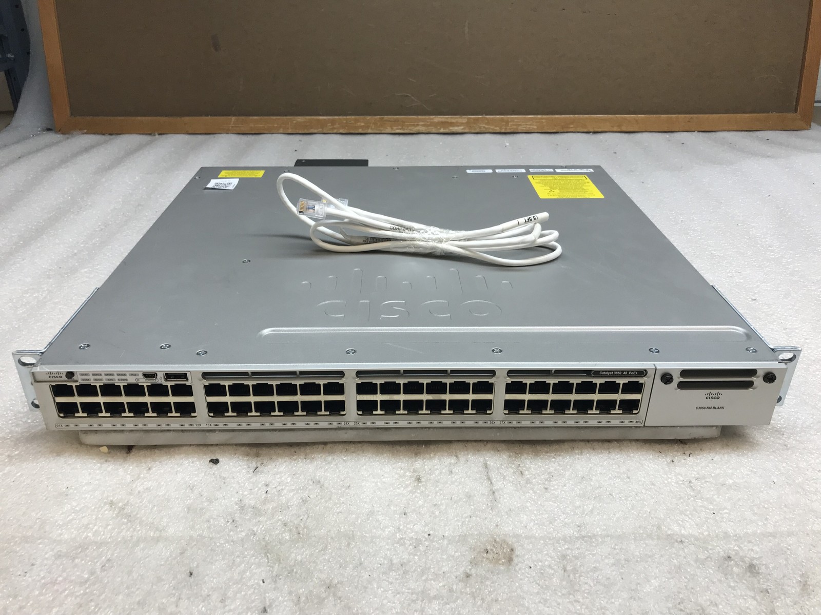 Cisco Catalyst WS-C3850-48P-S 48-Port PoE+ Switch - Tested / Factory Reset