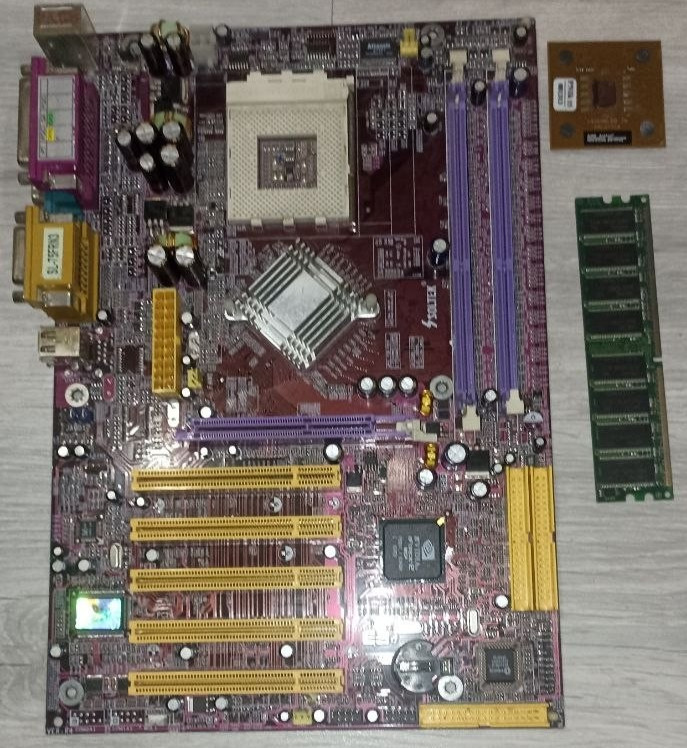  Soltek SL-75FRN3 s462 Motherboard,Athlon XP 2000+, 1gb ram
